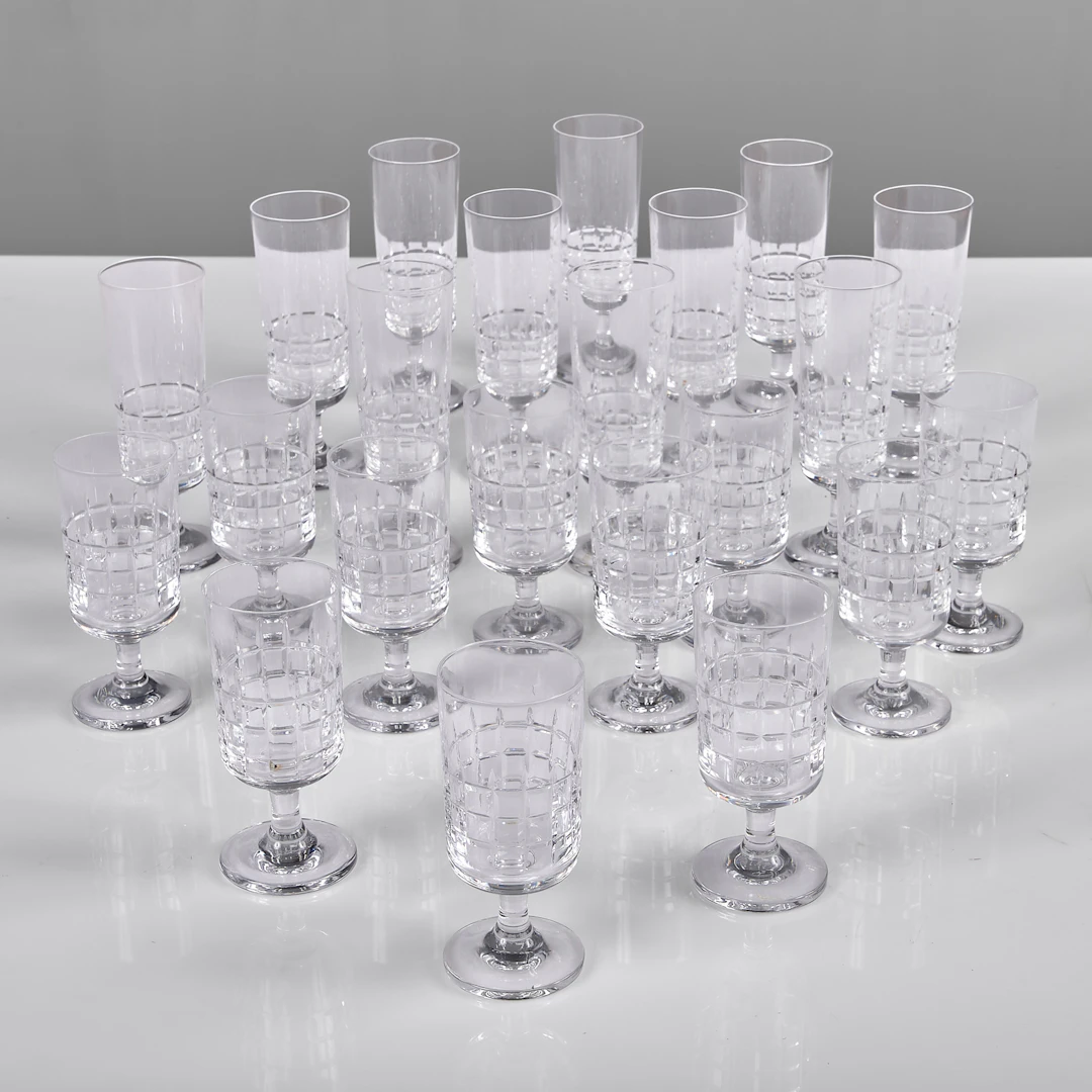 VICKE LINDSTRAND. Glas. City. Kosta. 11+11. 22 stycken.