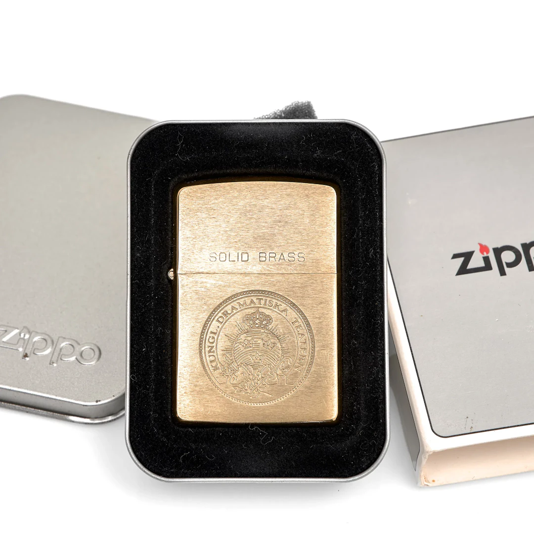 TÄNDARE ZIPPO. Kungliga Dramatiska Teatern (Dramaten). 1990.