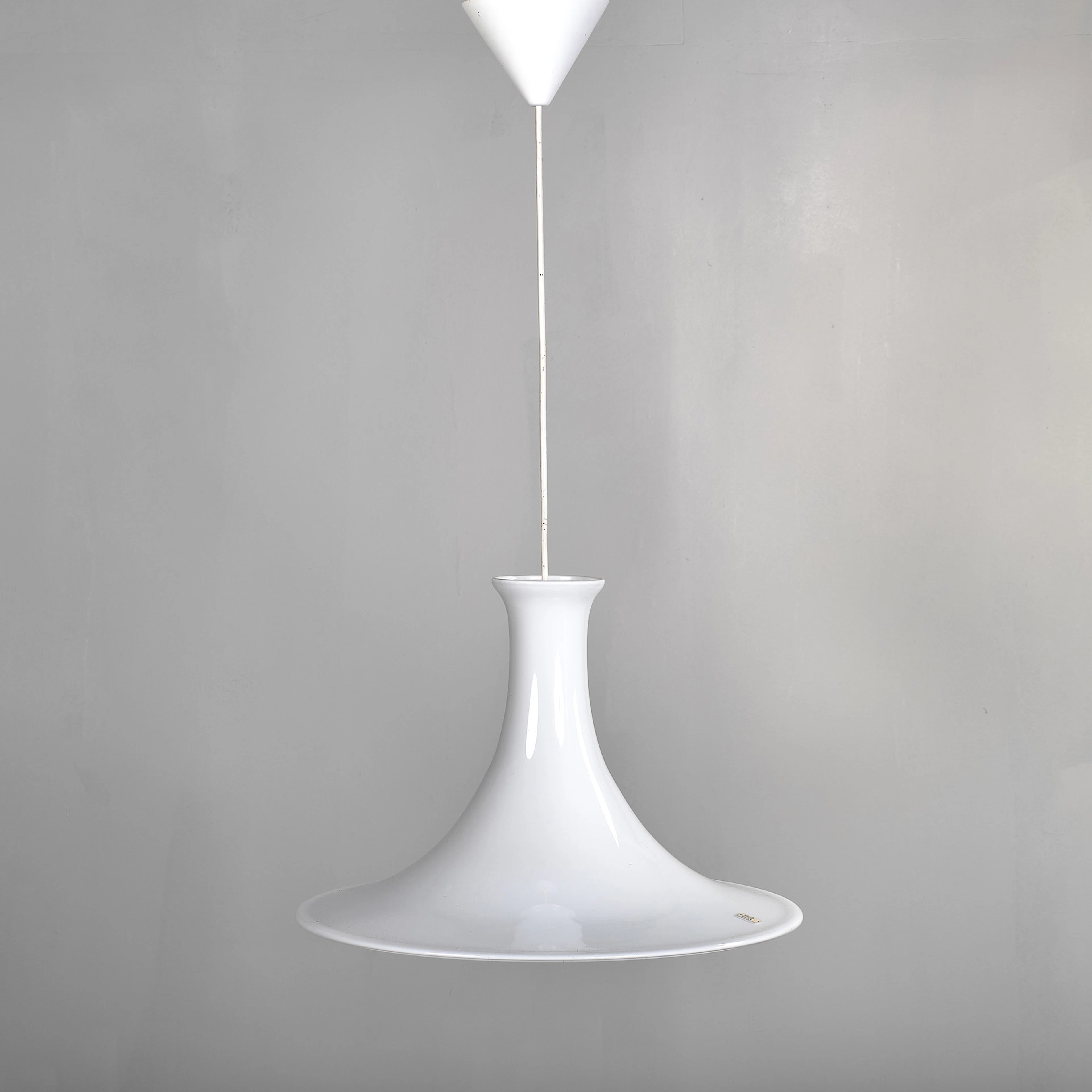 MICHAEL BANG. Taklampa. Glas. Mandarin. Holmegaard/Royal Copenhagen.