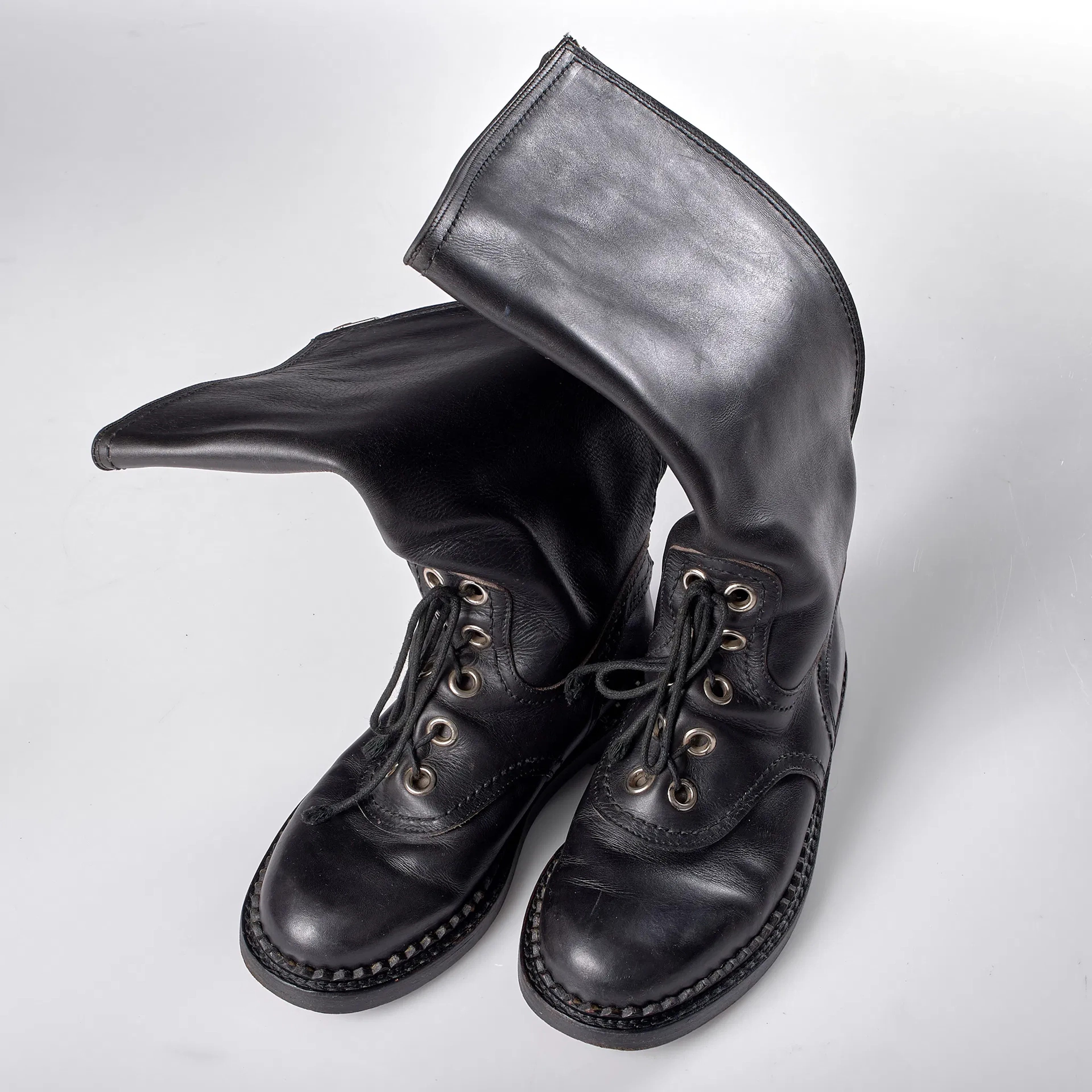 DIRK BIKKEMBERGS. Stövlar. Antwerp Six.