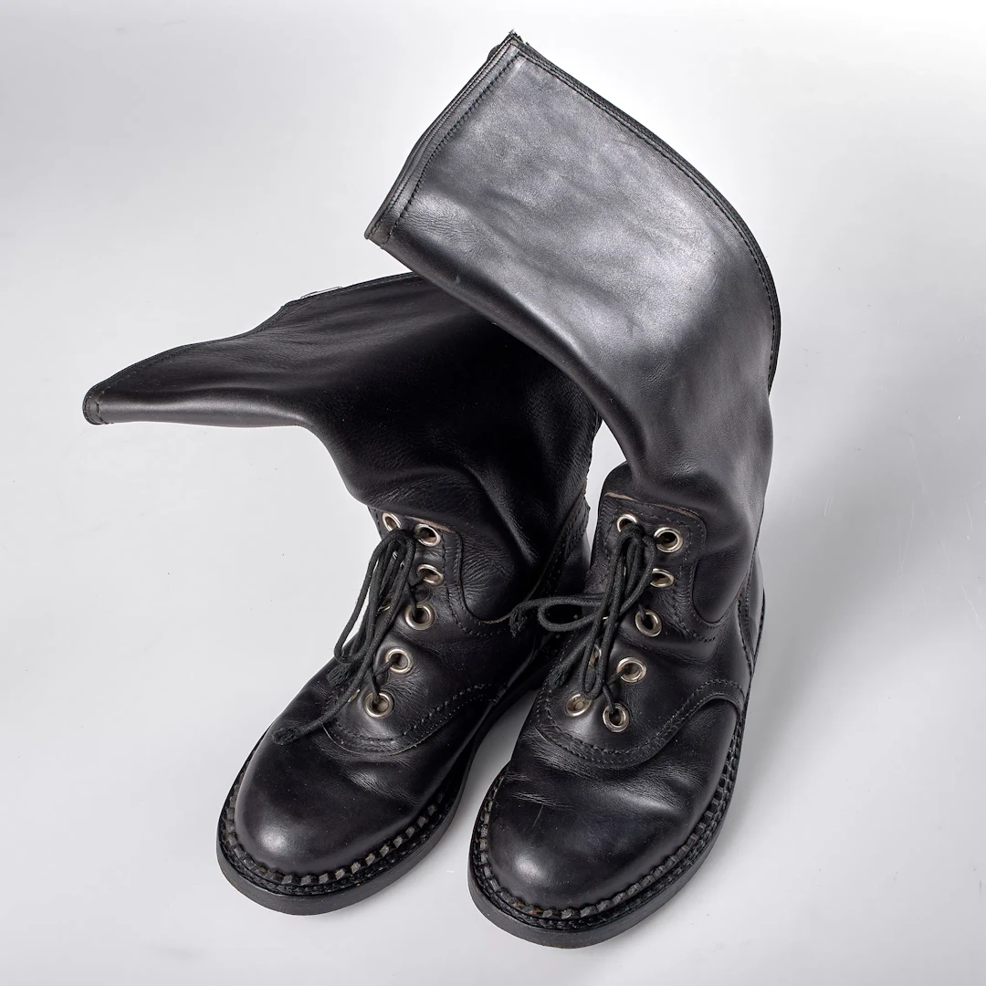 DIRK BIKKEMBERGS. Stövlar. Antwerp Six.