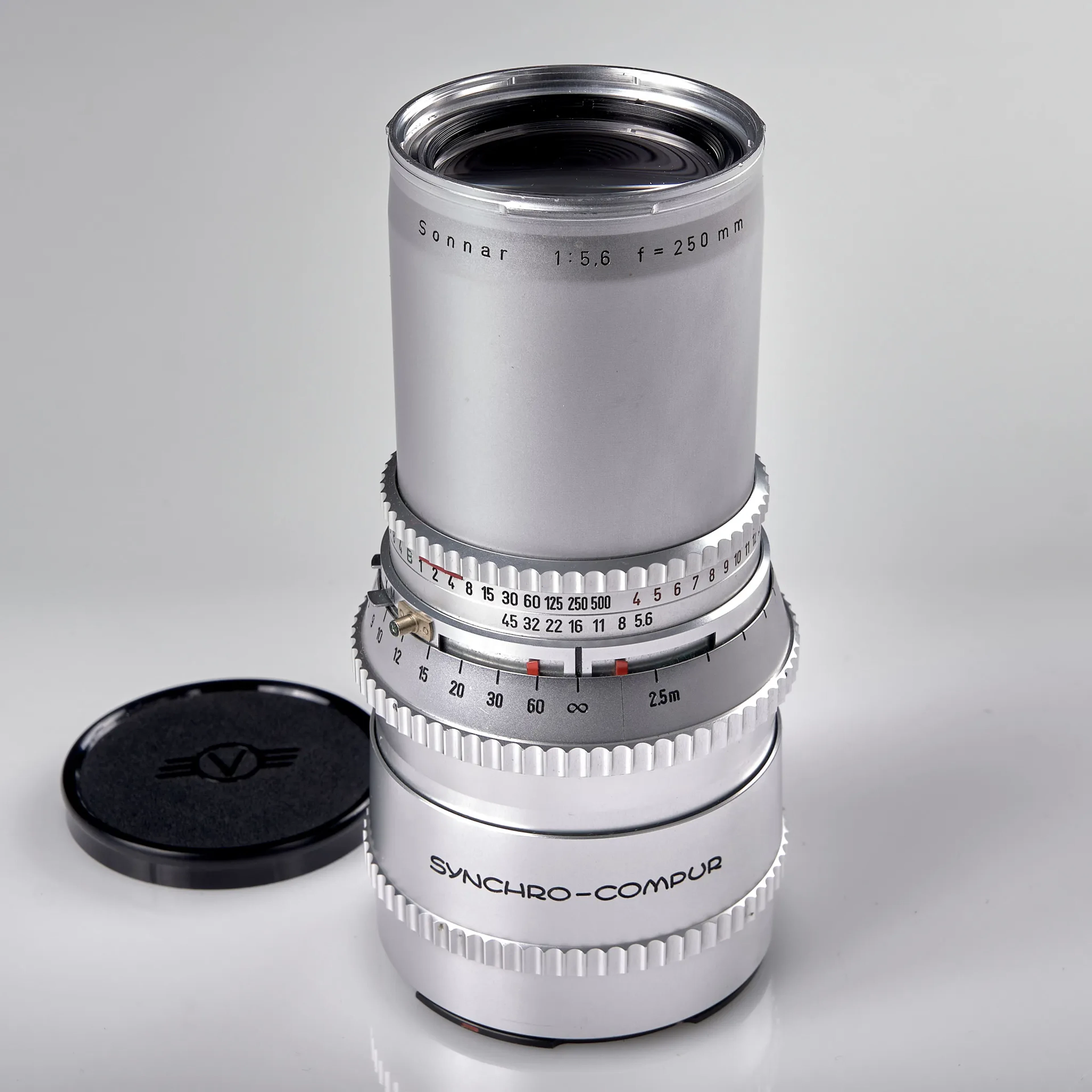 OBJEKTIV. Hasselblad. Sonnar 1:5,6 f=250 mm Carl Zeiss Nr3470806. 1962.