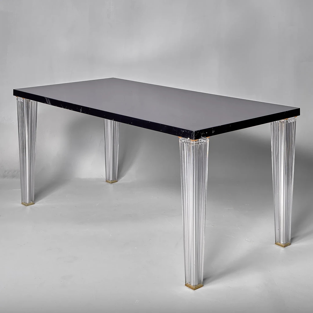 PHILIPPE STARCK. Bord. Plast PMMA. Top Top. Kartell.