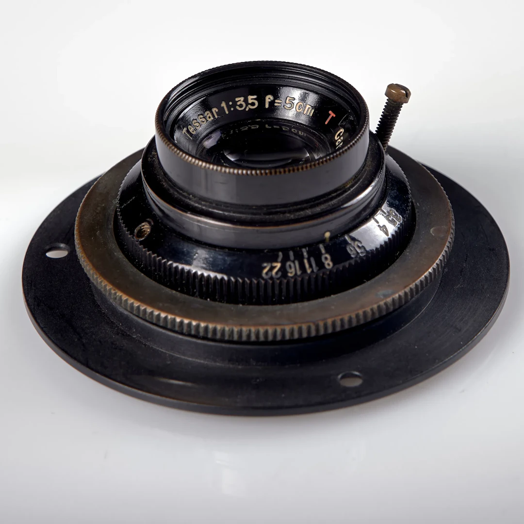 OBJEKTIV. Carl Zeiss Jena Tessar 1:3,5 f=5 cm Nr 3068604. 1947-48.