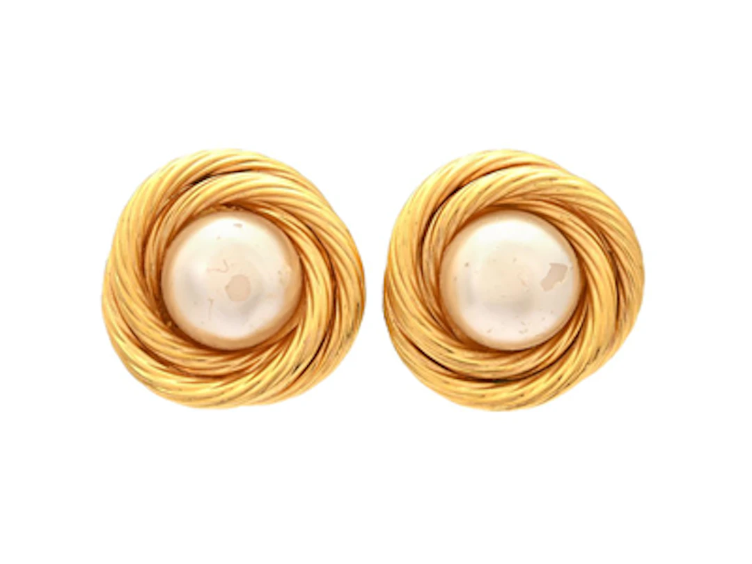 ÖRHÄNGEN, CHANEL, CC