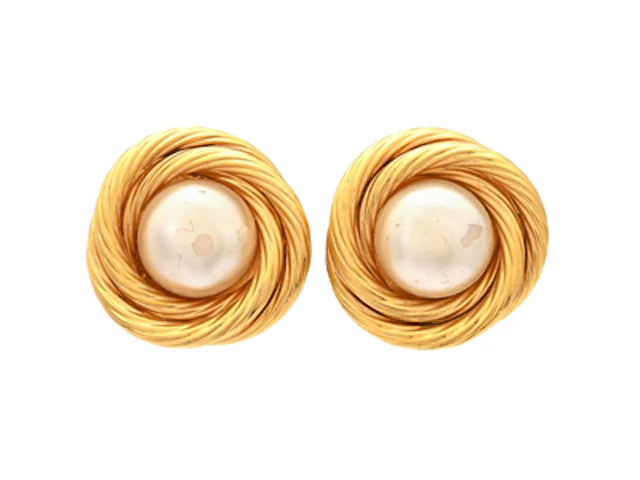 ÖRHÄNGEN, CHANEL, CC