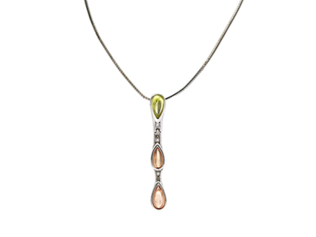 COLLIER, NINA RICCI