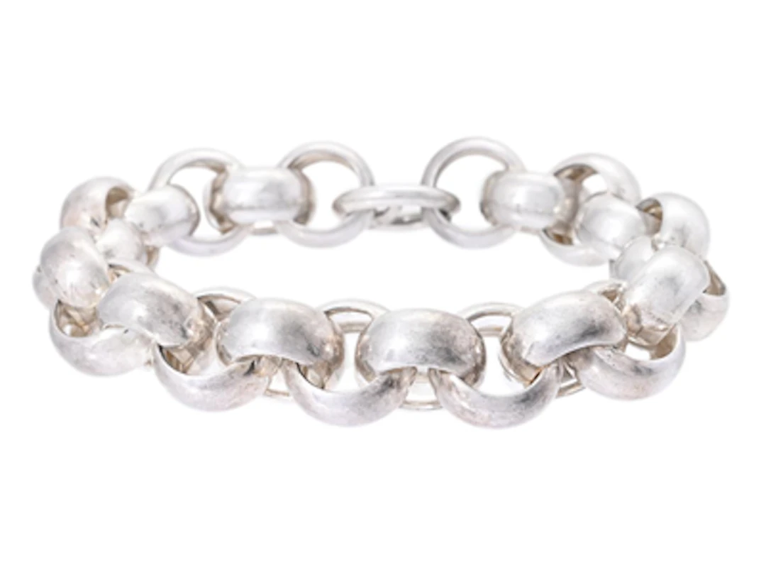 ARMBAND