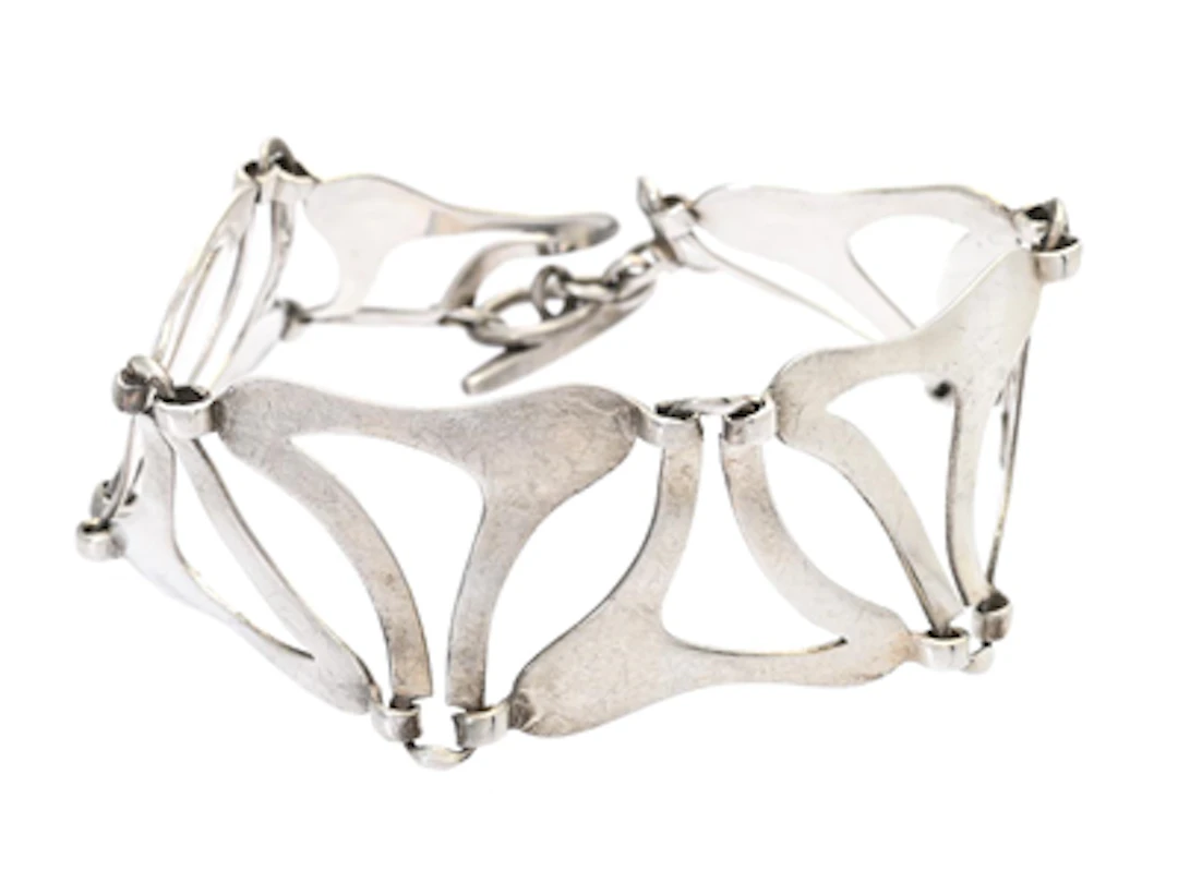 ARMBAND