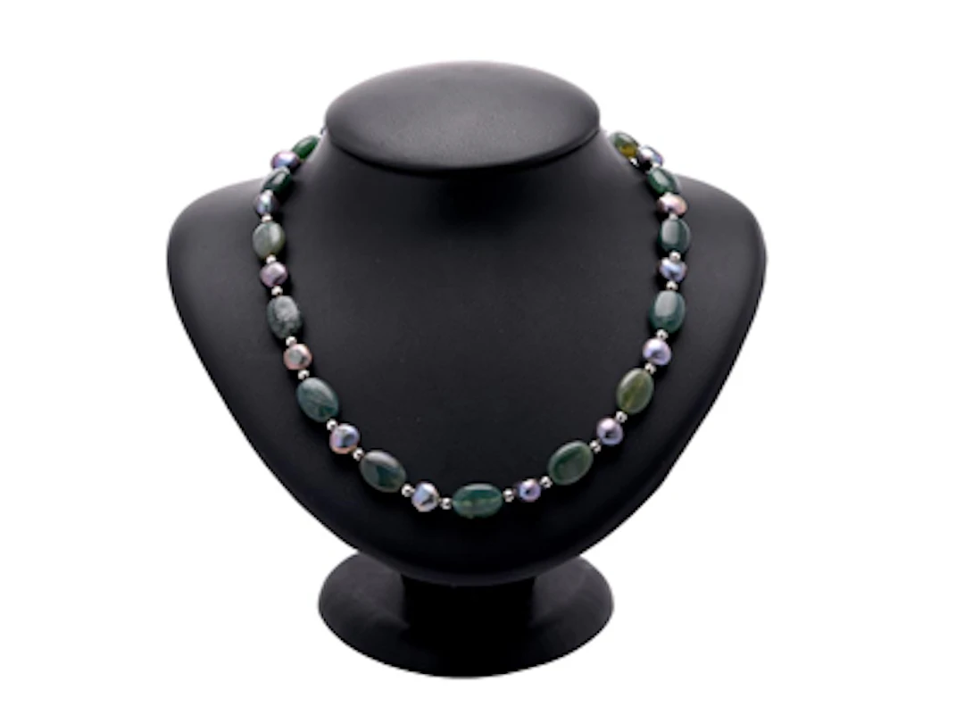 COLLIER