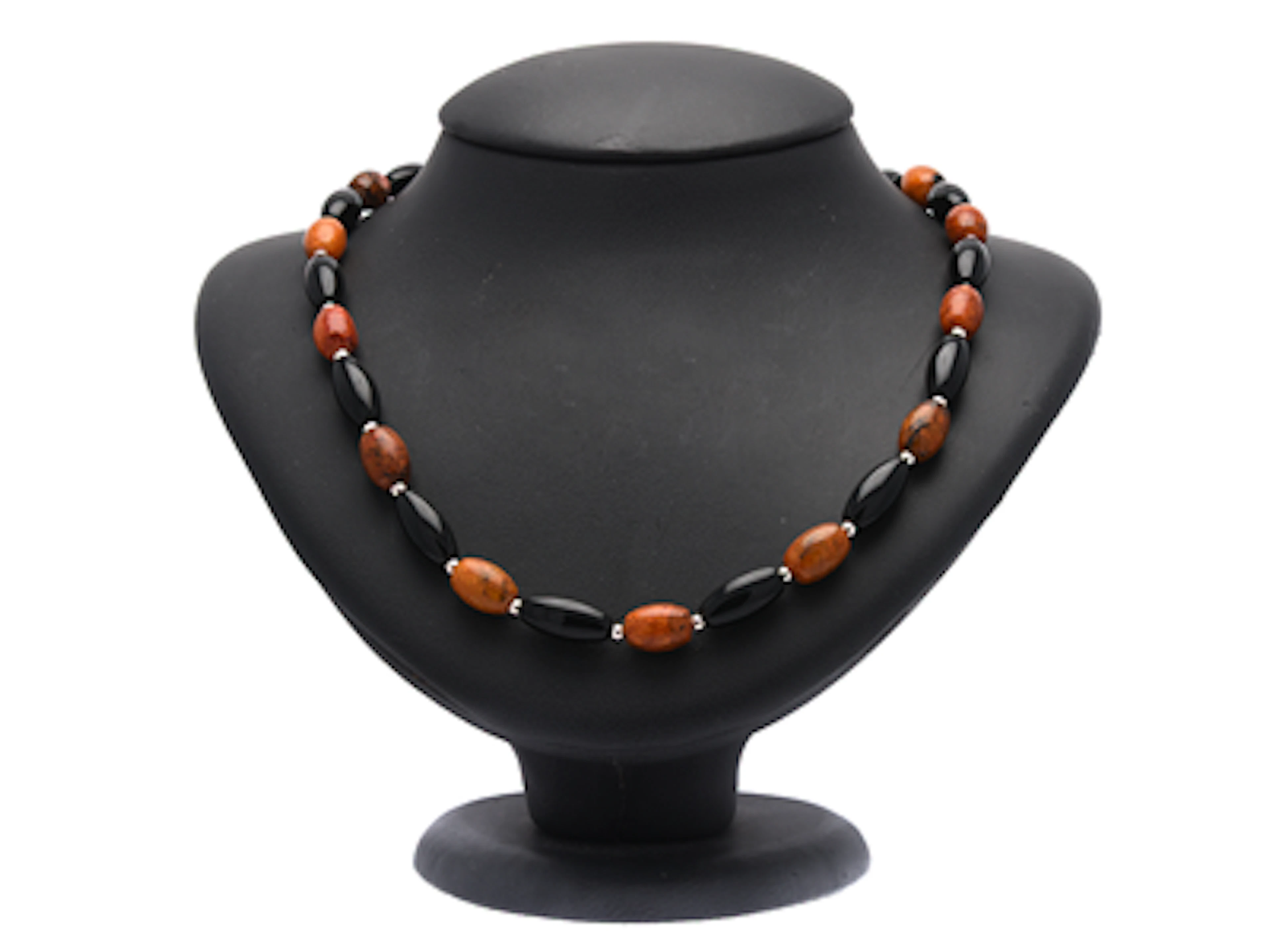 COLLIER