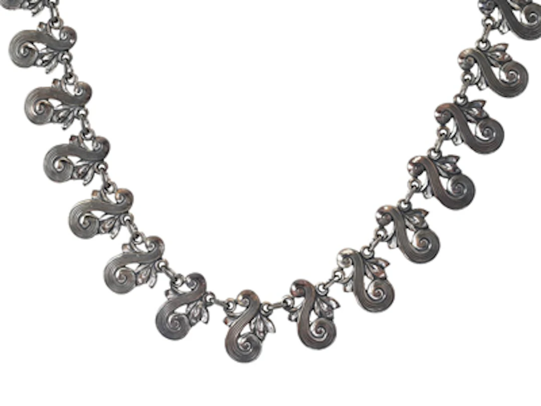 COLLIER