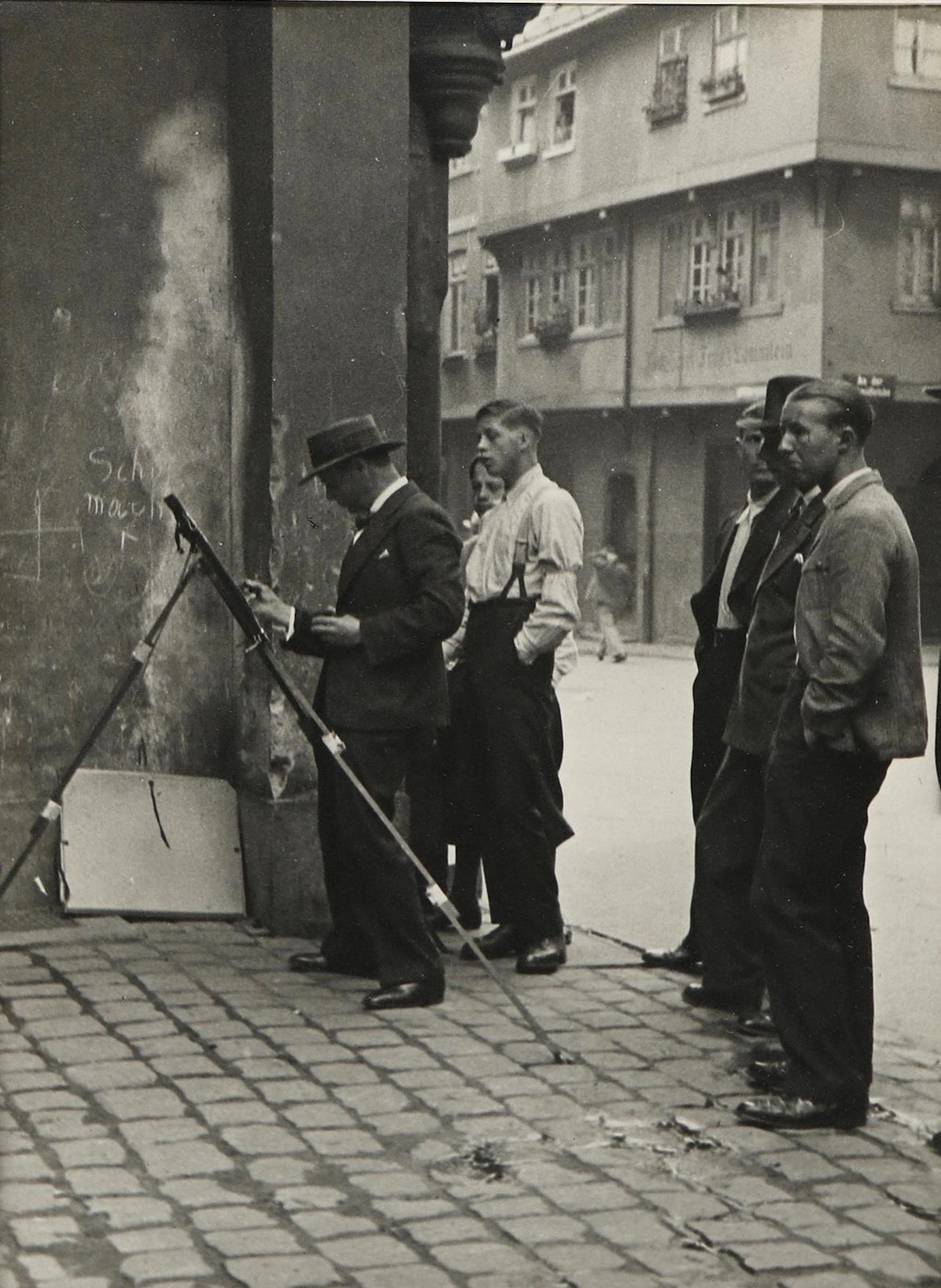 Wolff, Paul (1887 Mülhausen - Frankfurt a.M. 1951). Straßenmaler mit