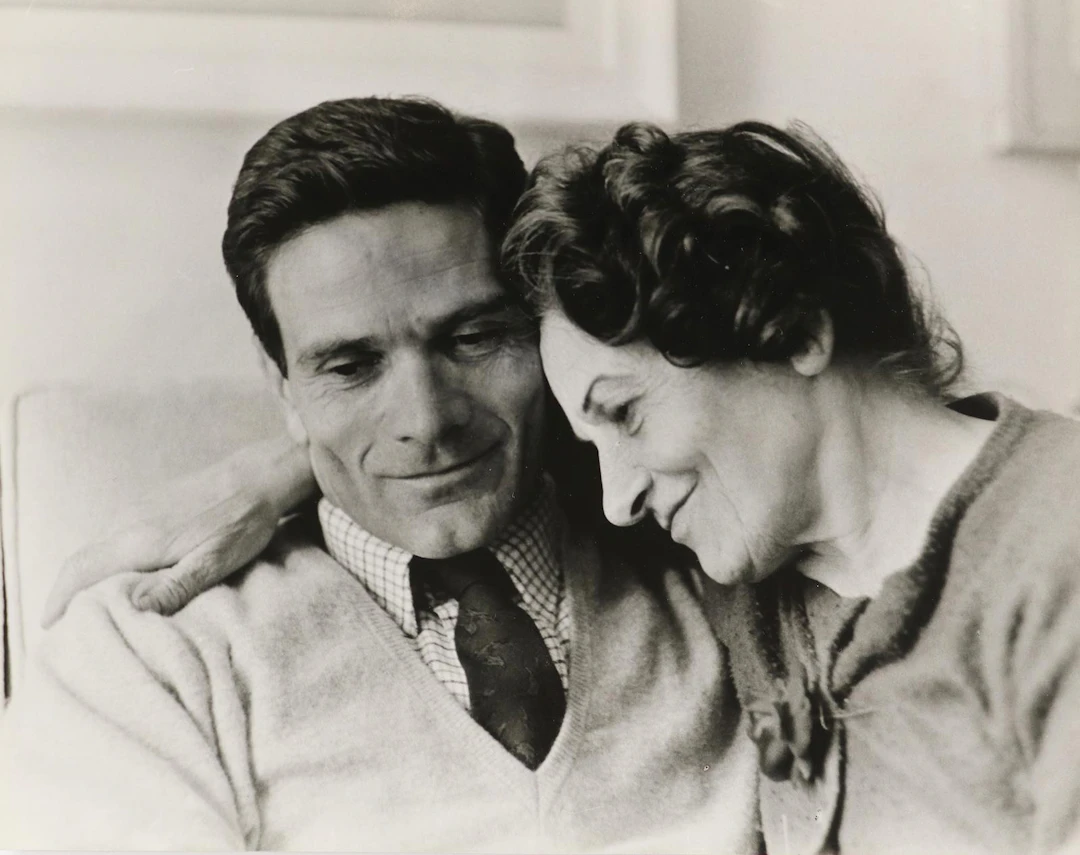 Pasolini, Pier Paolo (1922 Bologna - Ostia 1975). 116 Photogr. Portraits
