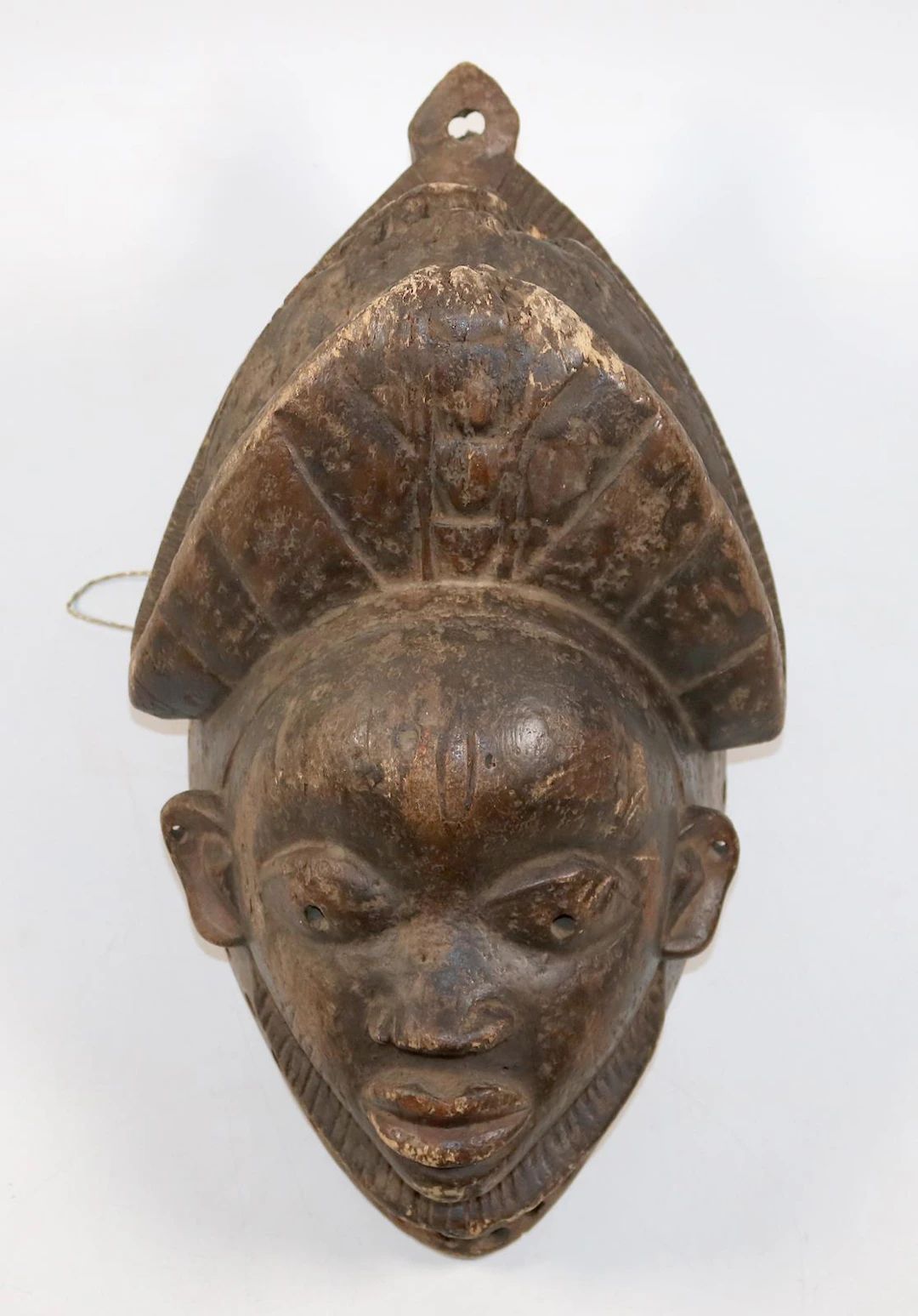 Punu Maske mit großem Haaraufsatz