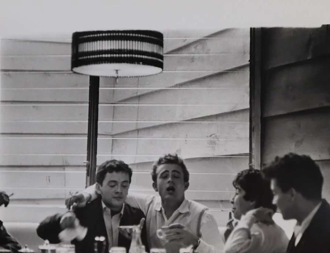Stern, Phil (1919 Philadelphia - Los Angeles 2014). James Dean with