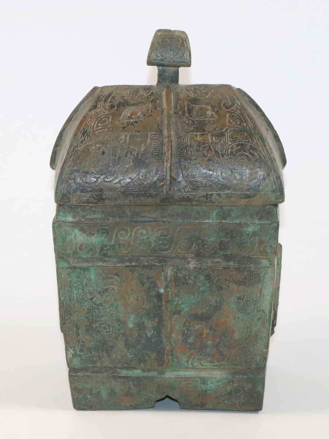 Fangyi Typ Bronze Deckeldose mit archaicher Inschrift. Bronze mit