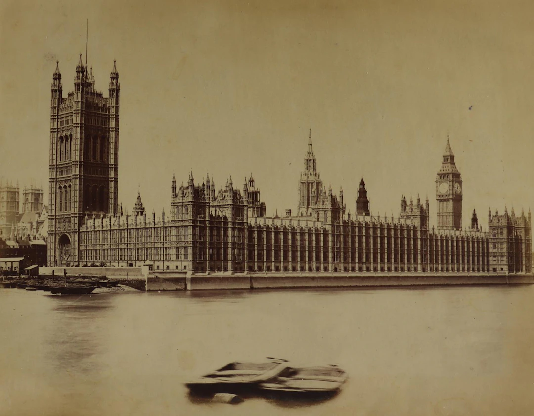 London. House of Parlament u. Innenansicht des Crystal Palace. Albuminabzüge