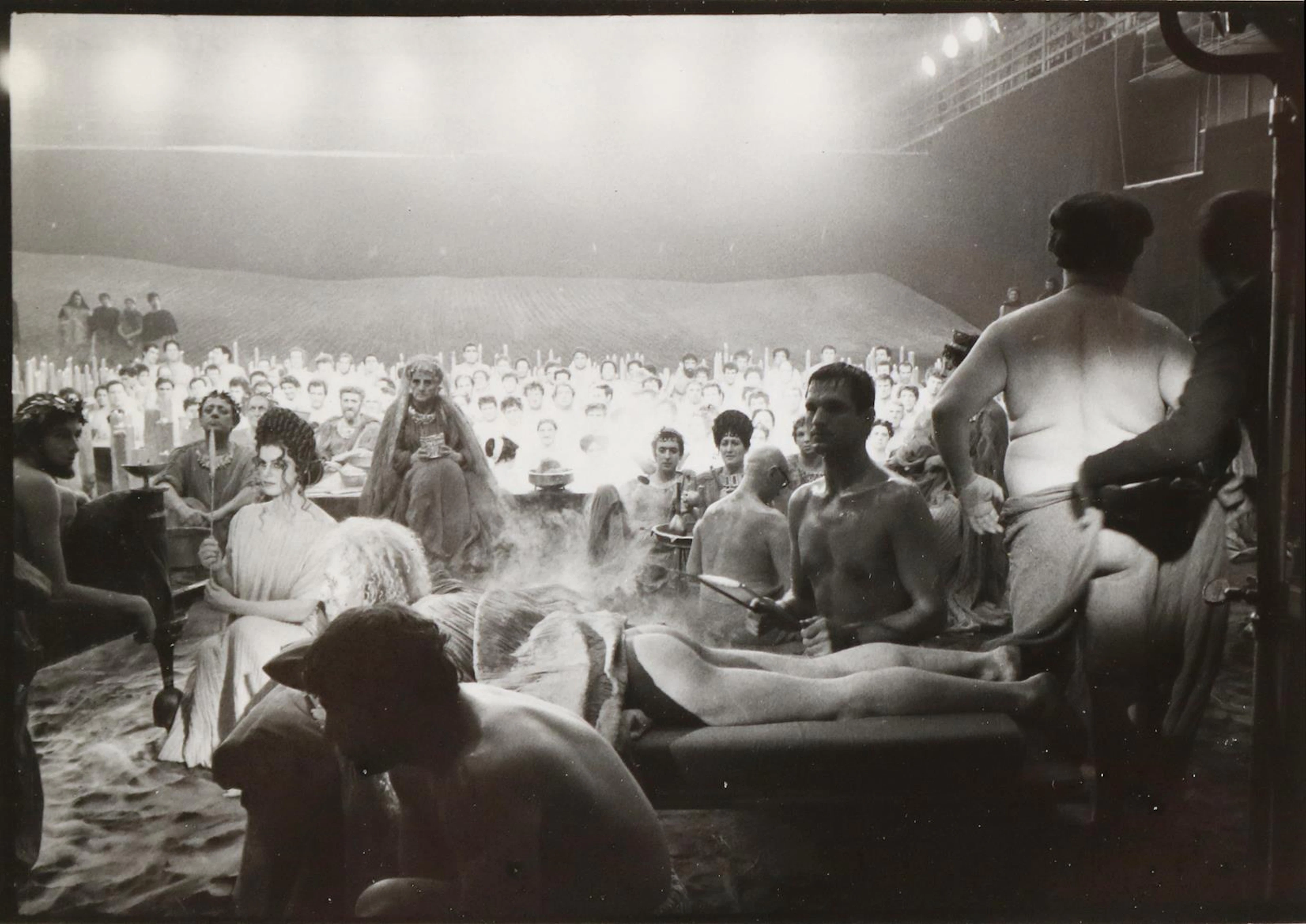 Secciaroli, Tazio (1925 Rom 1998). 22 Setphotographien von Fellinis "Satyricon"