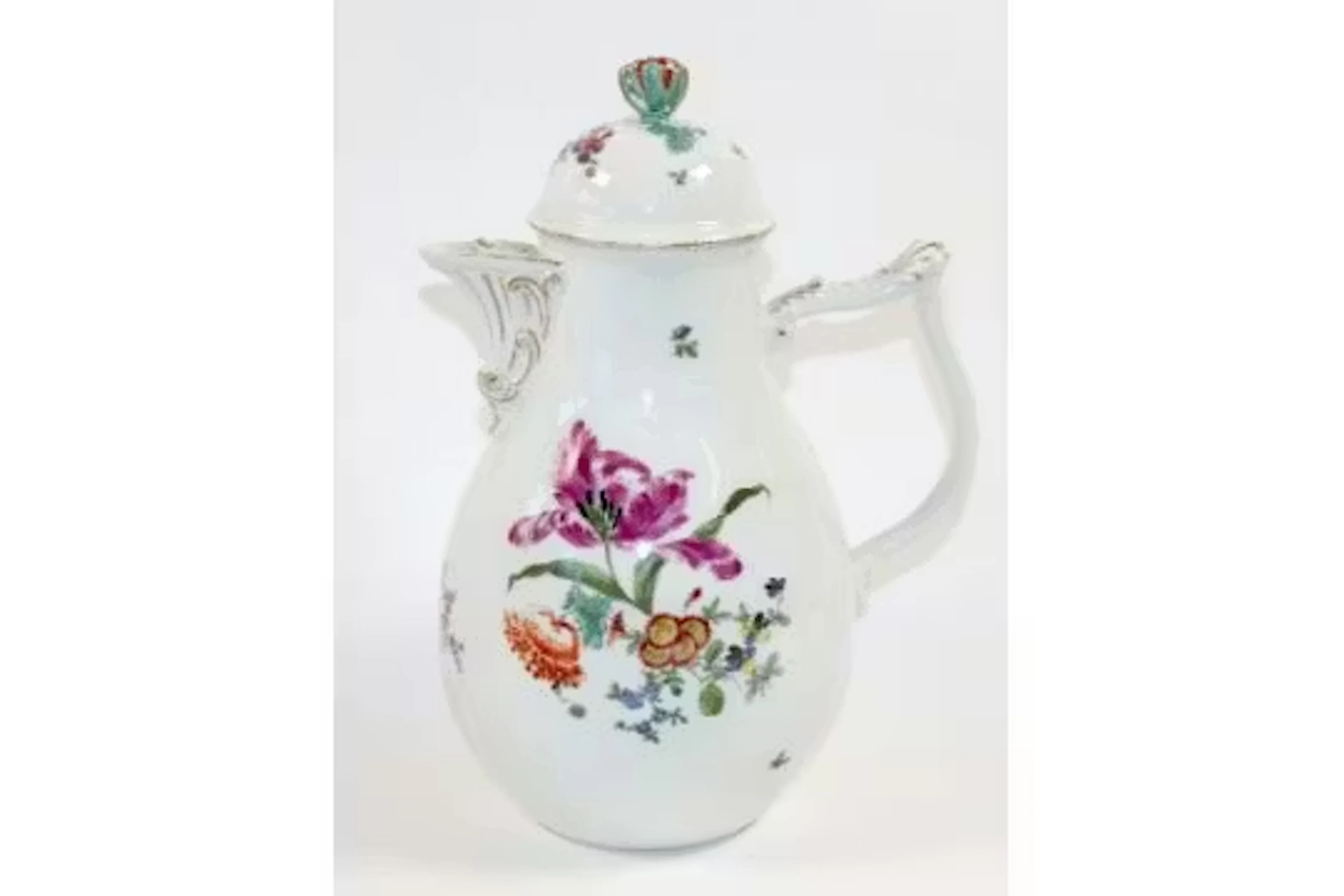 Kaffeekanne und 2 Schalen mit Blumenmalerei