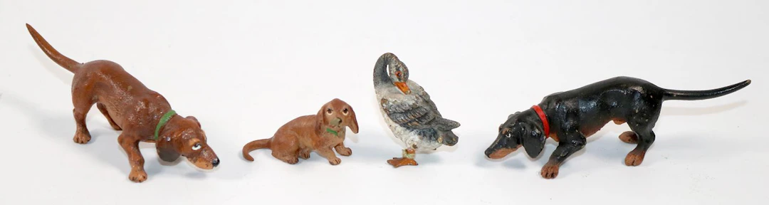 Wiener Bronzen u. weitere. Sammlung aus 4 Wiener Bronzen