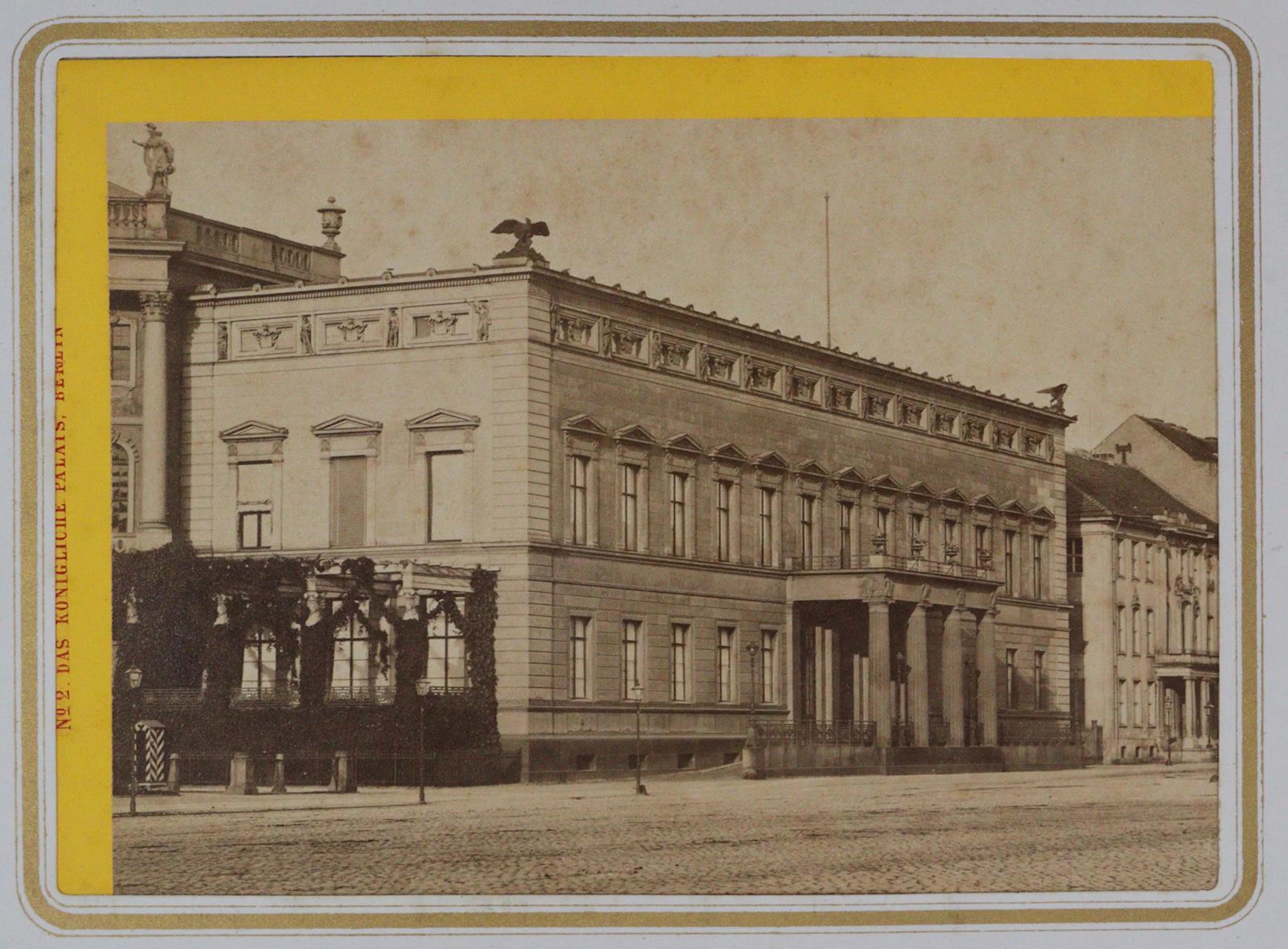 Konvolut bestehend aus 12 Photoalben