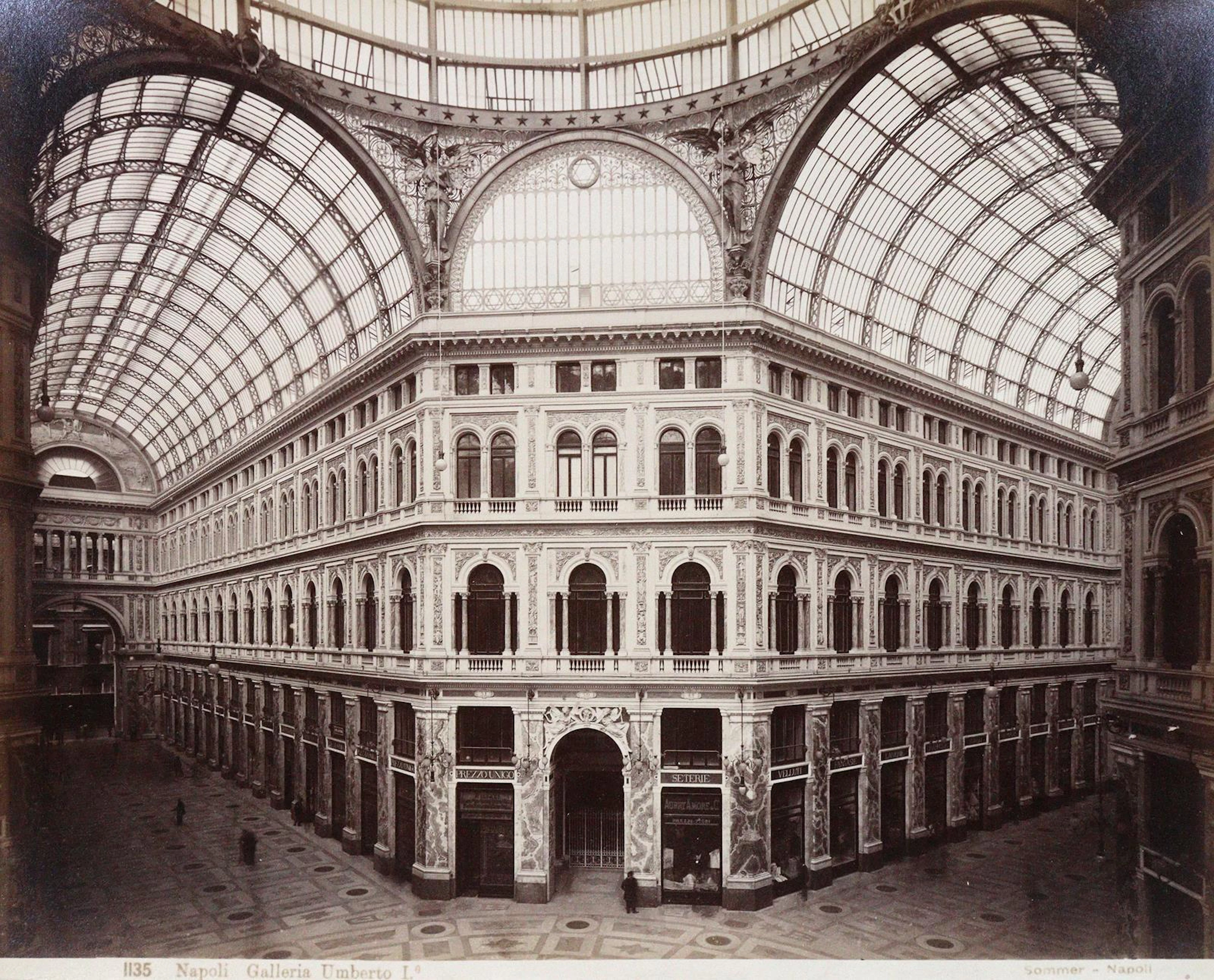 Sommer, Giorgio (1834 Frankfurt a.M. - Neapel 1914). 34 Photographien
