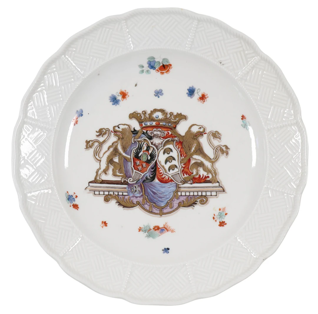 Sulkowski, Teller Meissen. Wohl ein Teller des Wappenservice für den