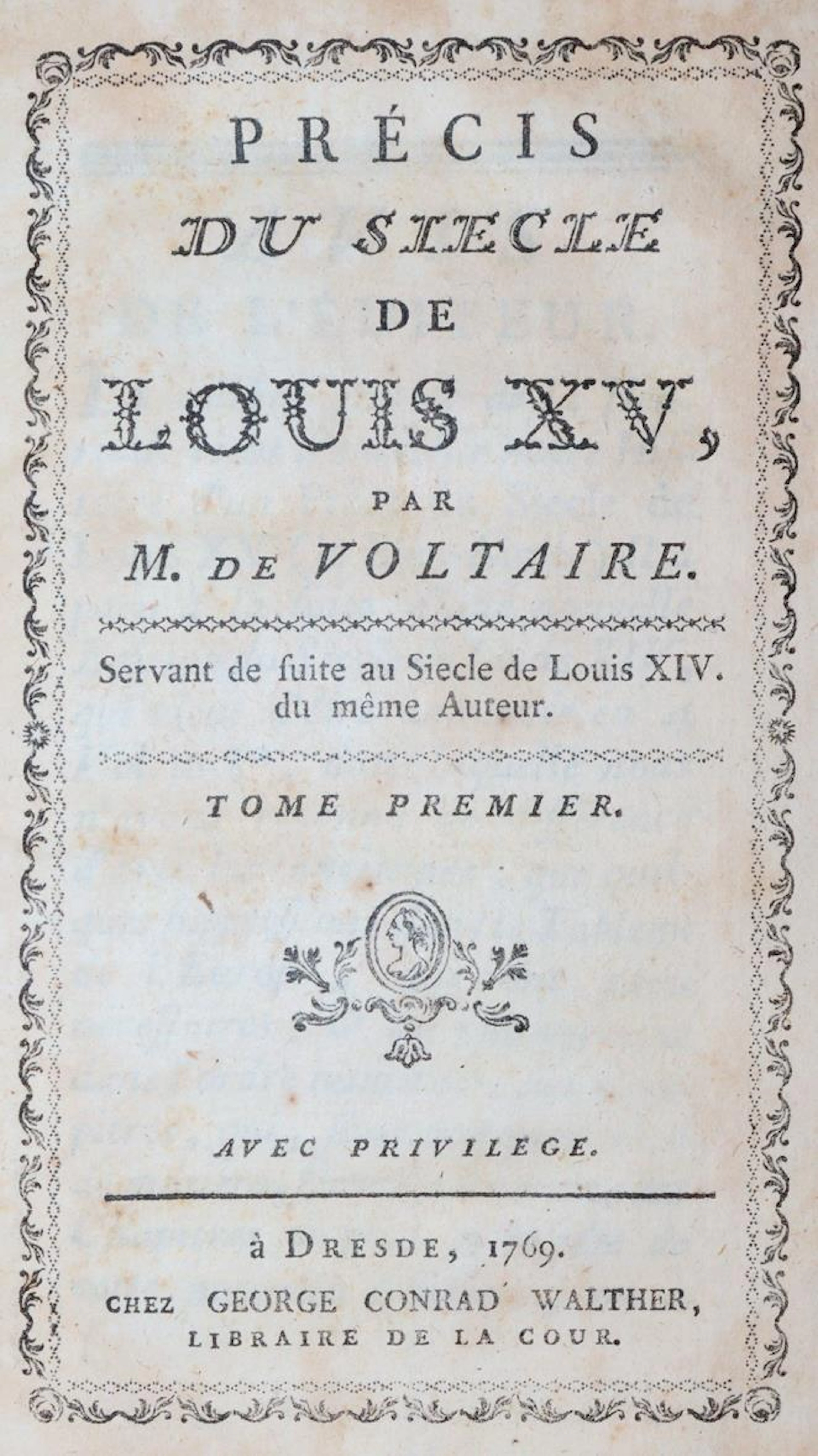 Voltaire,(F.M.A.de). Precis du Siecle de Louis XV. Servante de suite