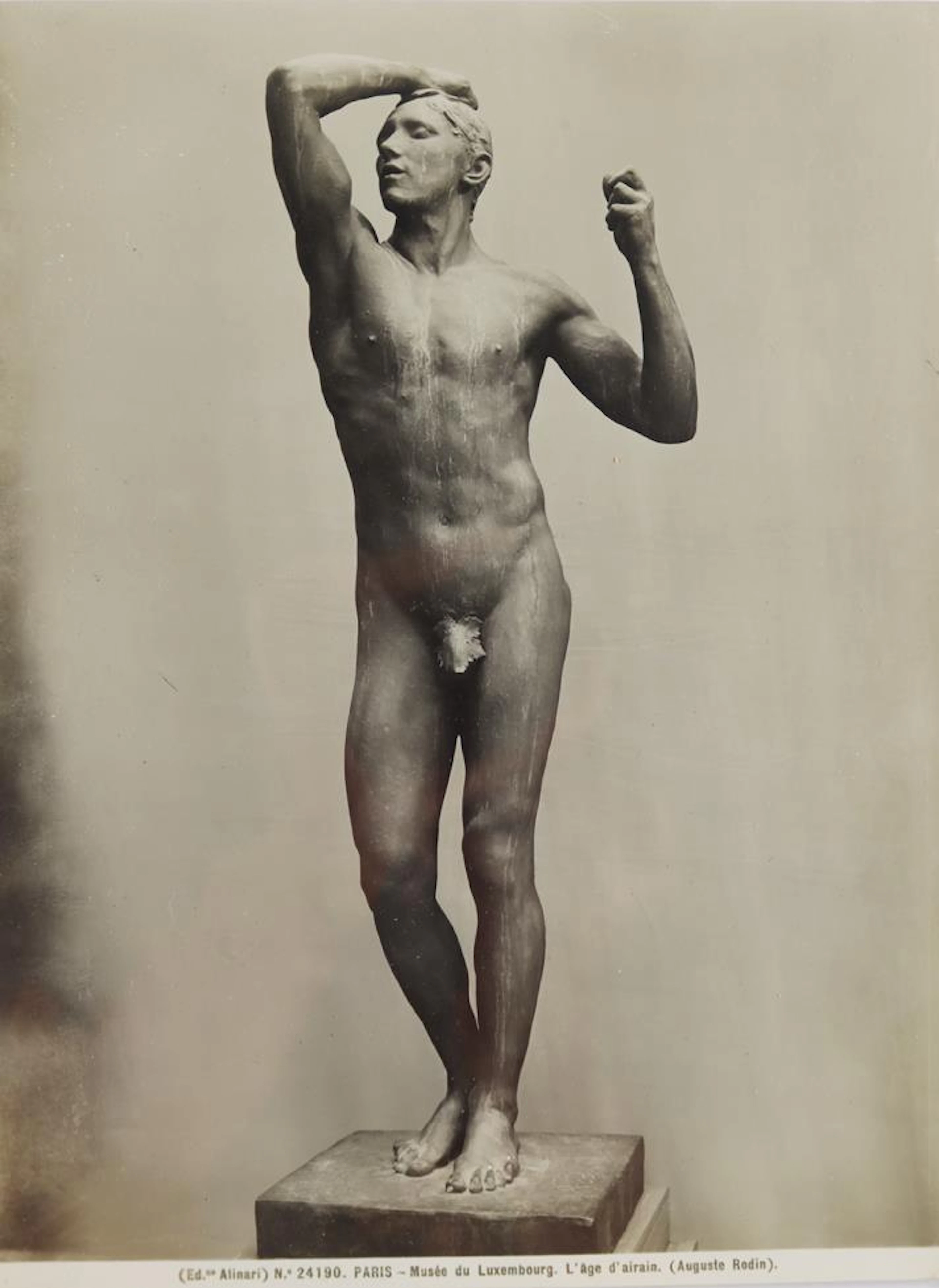 Paris und Versailles. 18 Photographien