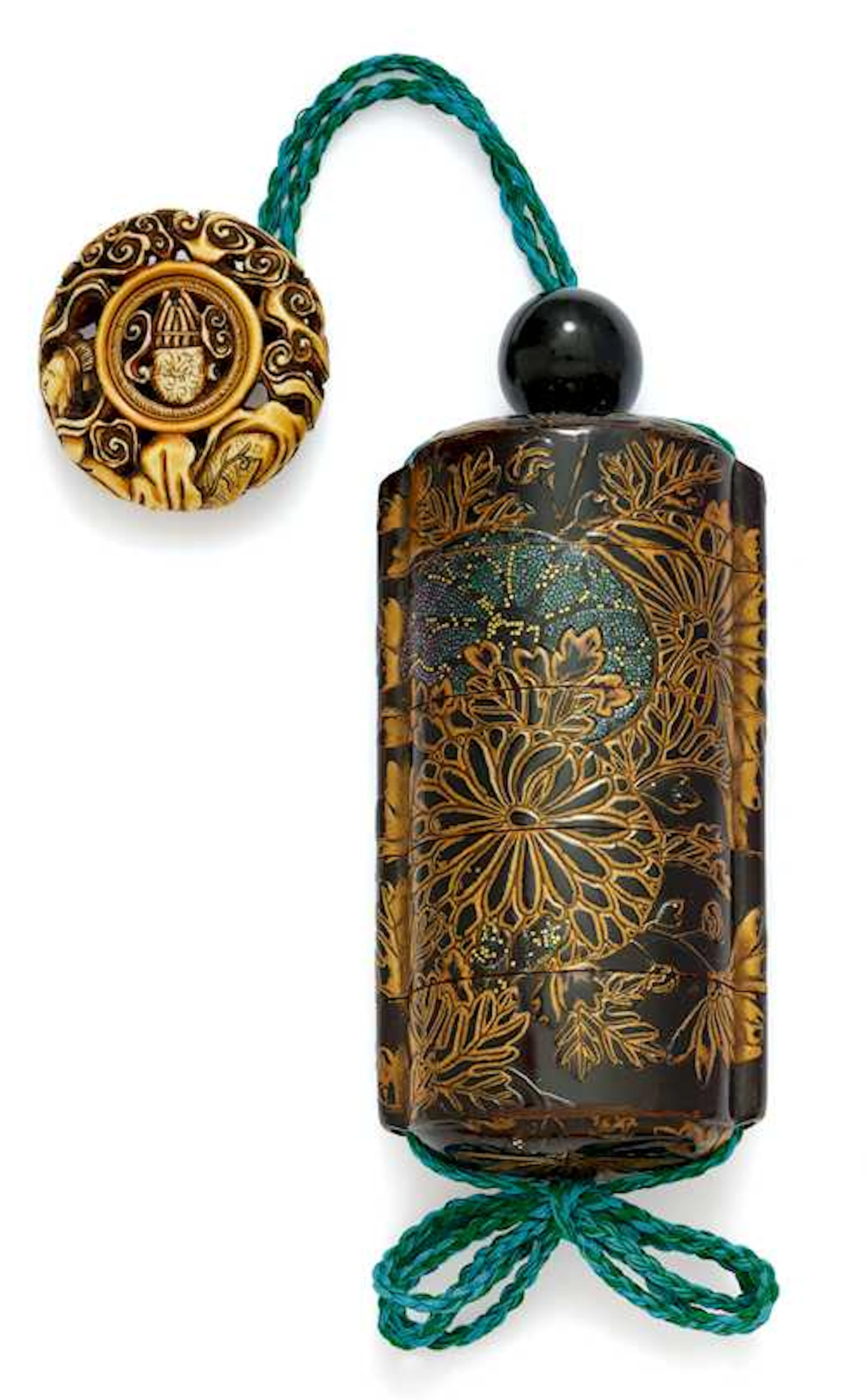 AN EARLY FOUR-CASE 'CHRYSANTHEMUMS' INRO