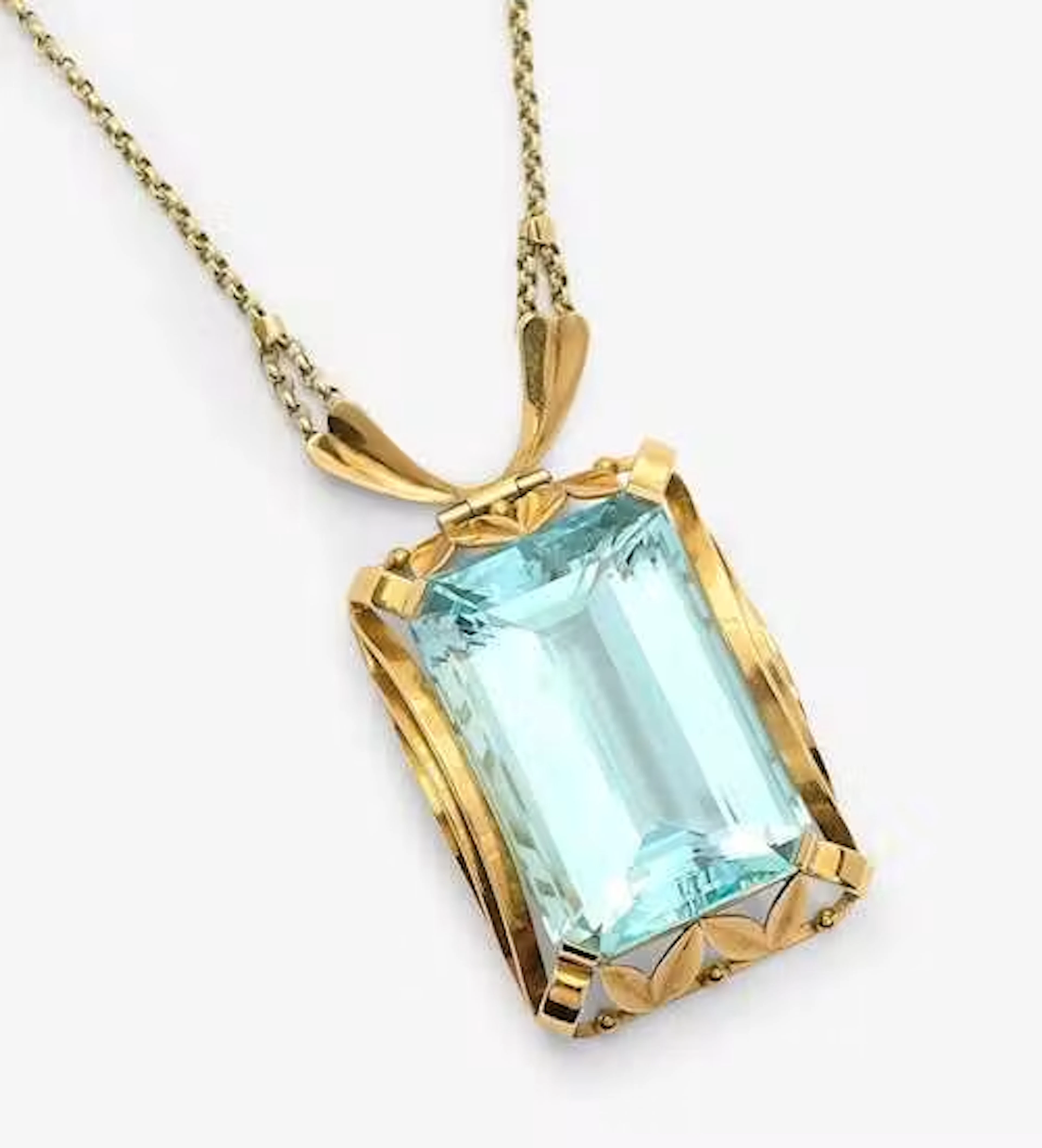AQUAMARINE NECKLACE
