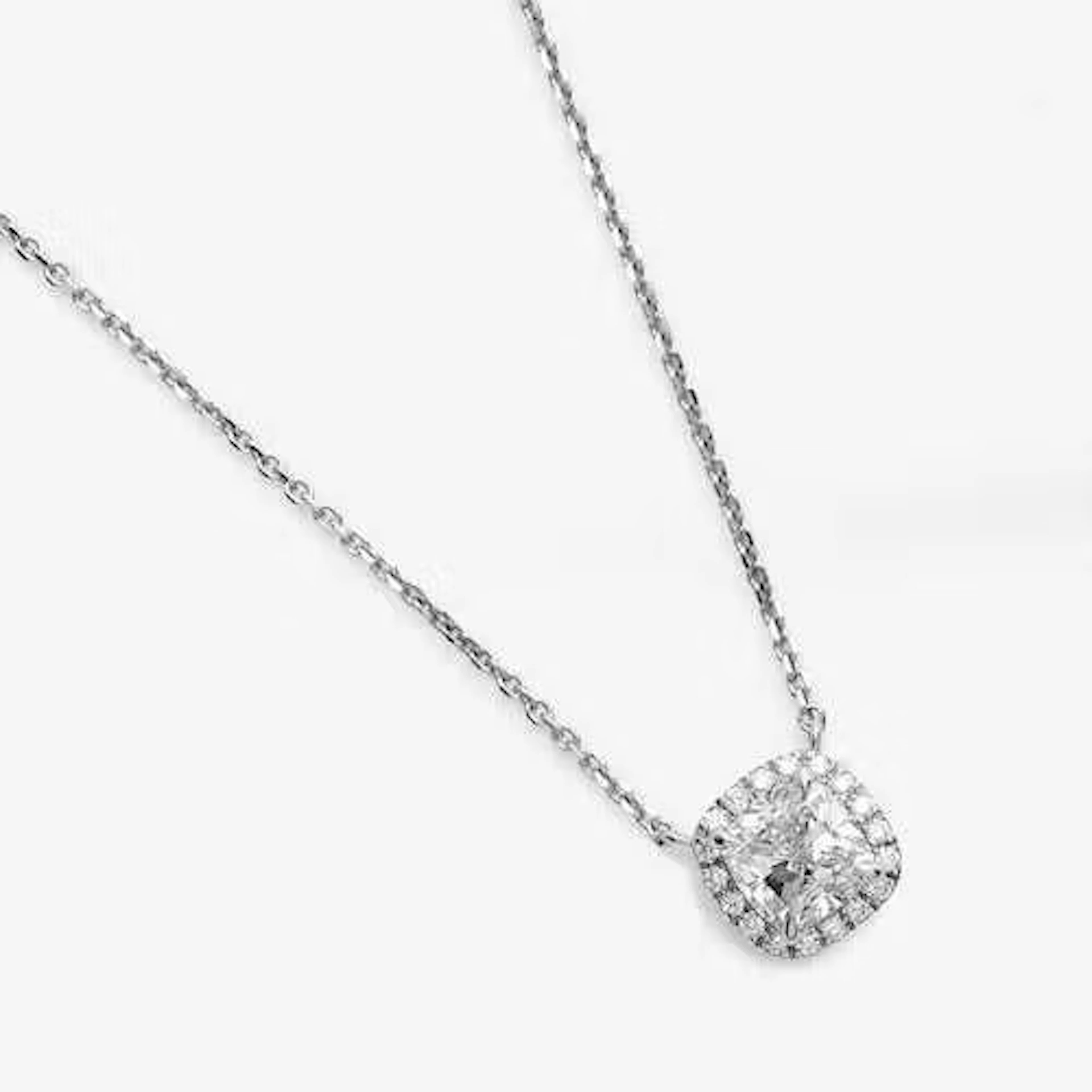 DIAMOND PENDANT WITH CHAIN