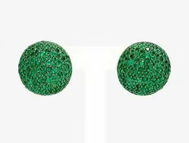 EMERALD EARCLIPS