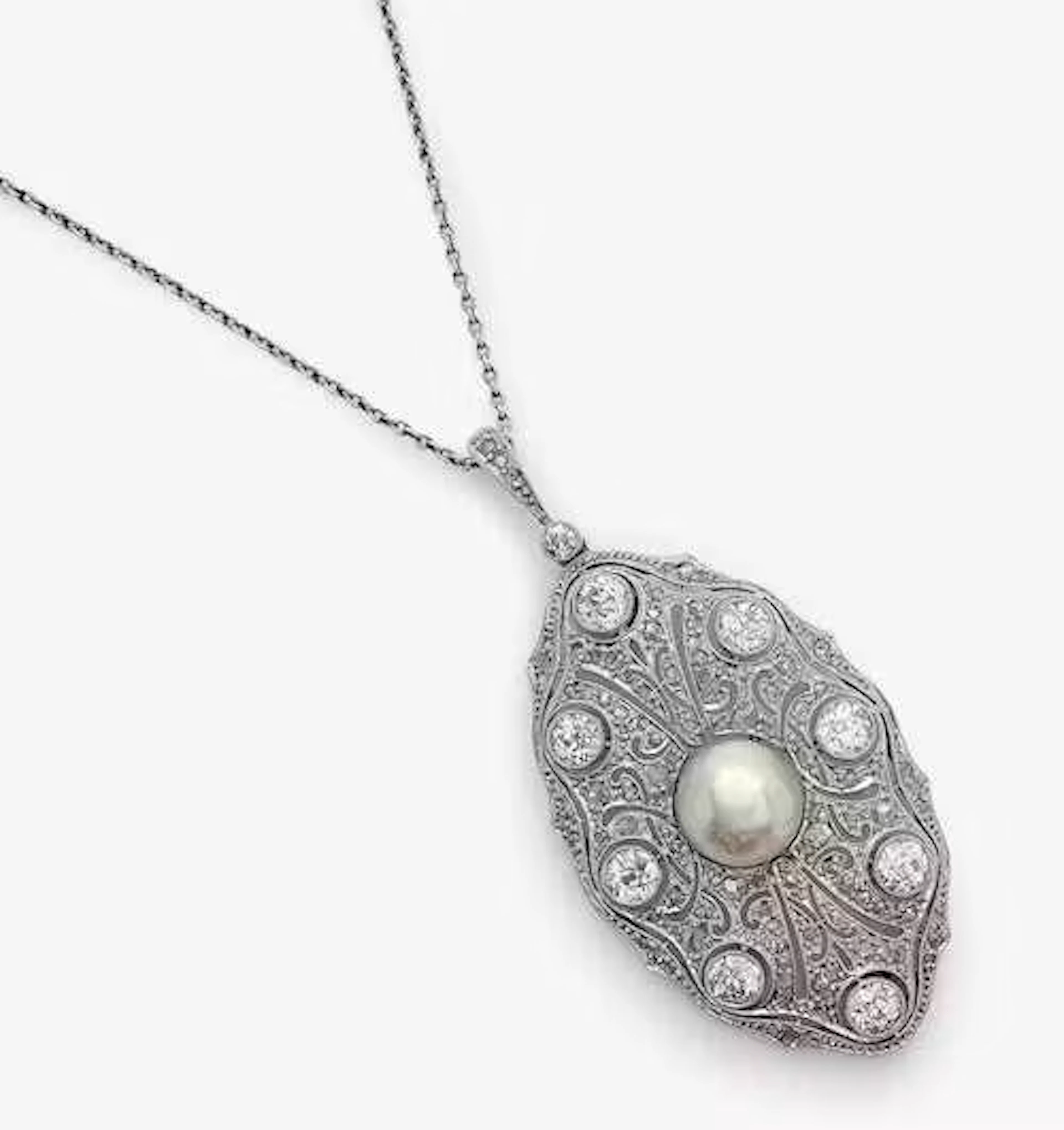 NATURAL PEARL DIAMOND PENDANT, probably ca. 1920