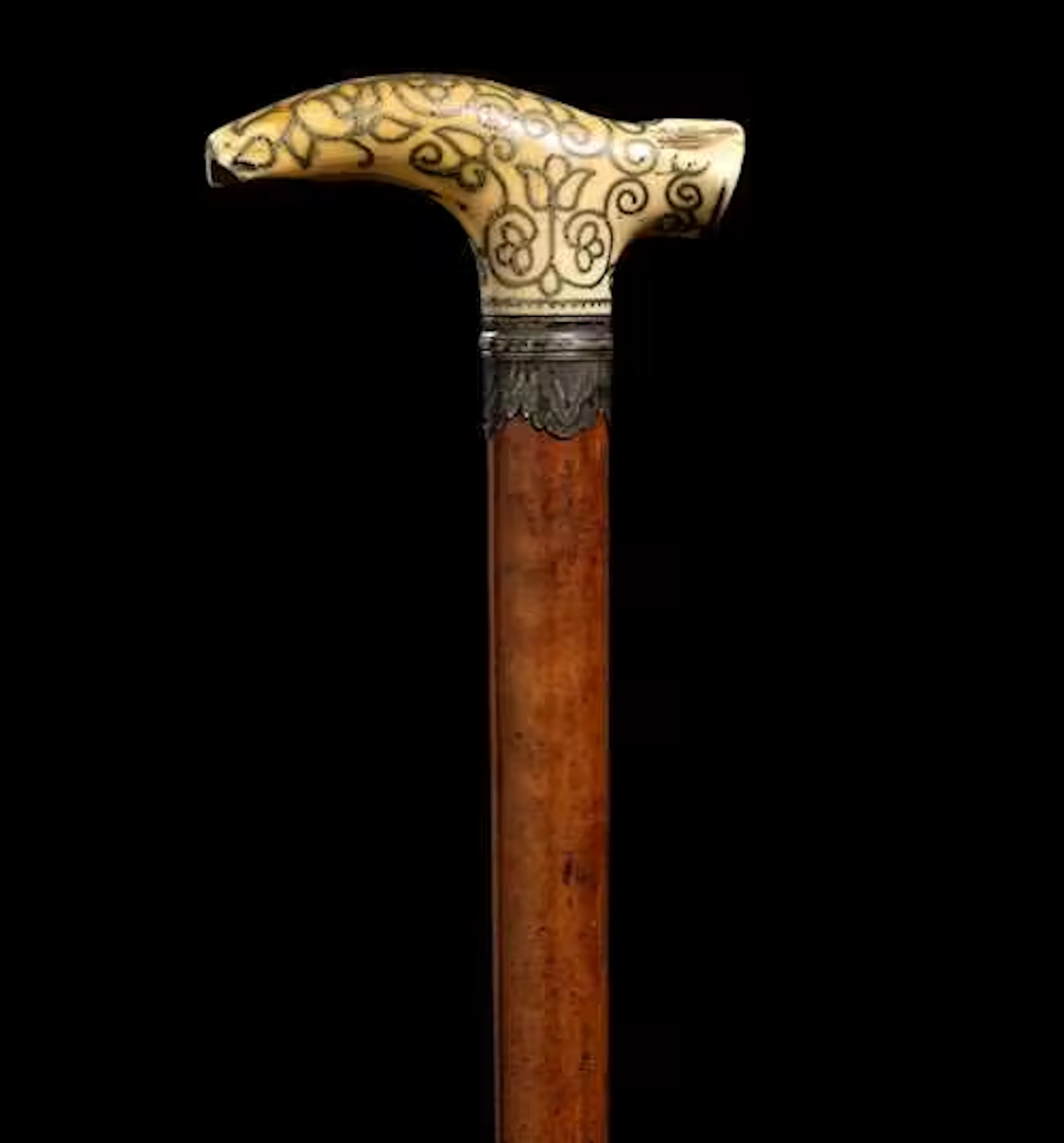 WALKING STICK WITH DOG WHISTLE, WITH “PIQUÉ” DECORATION