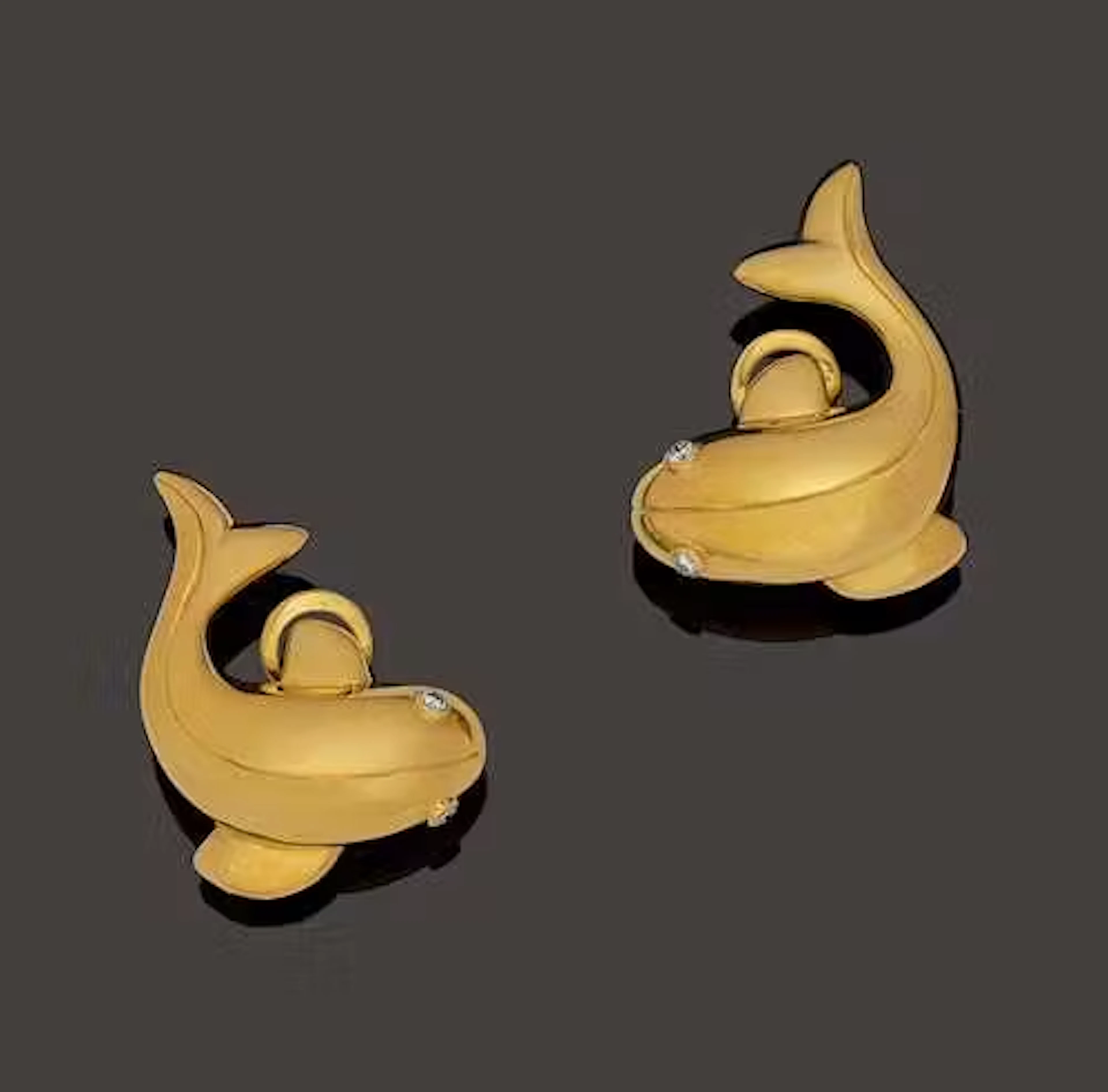 GOLD EARCLIPS, RENÉ BOIVIN