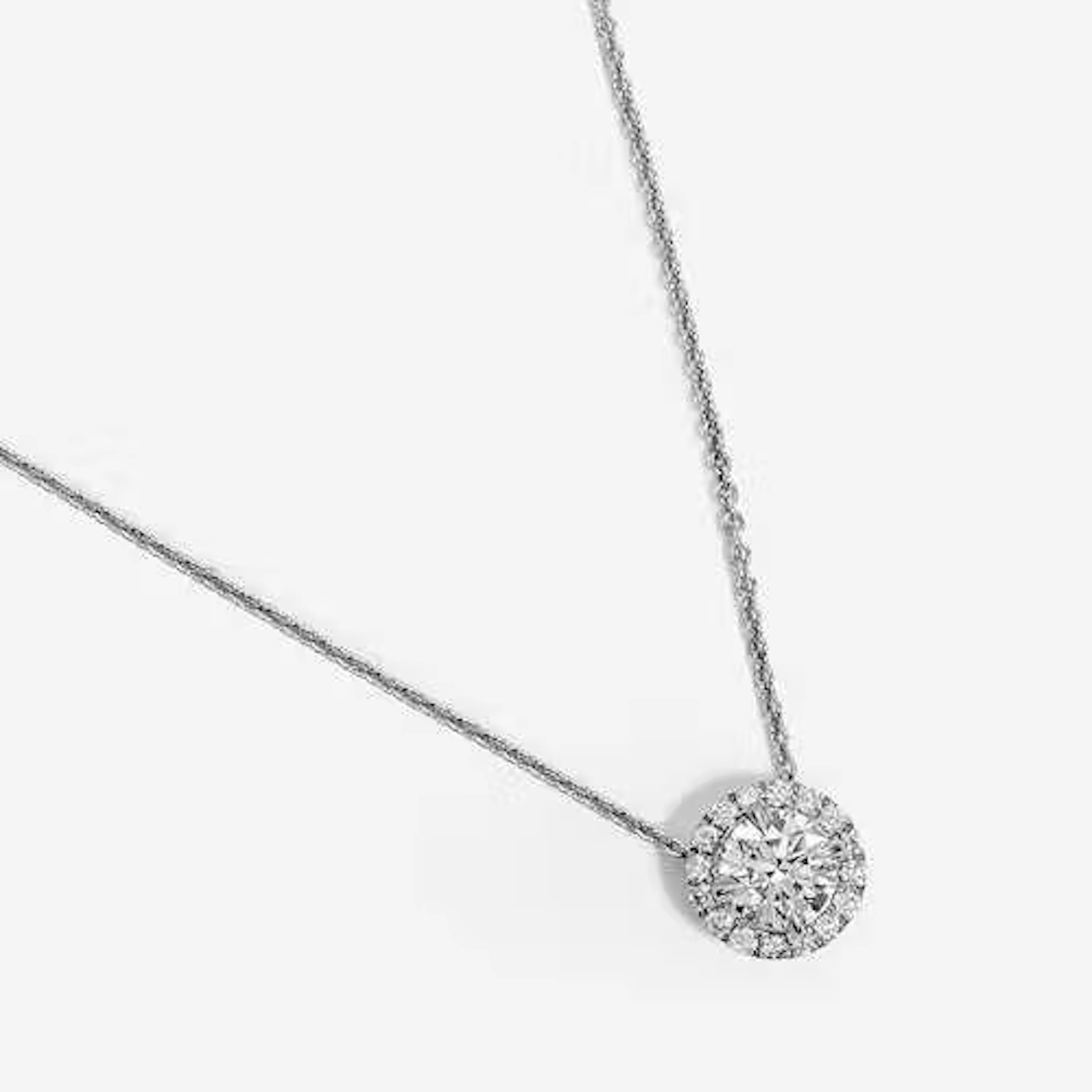 DIAMOND PENDANT WITH CHAIN