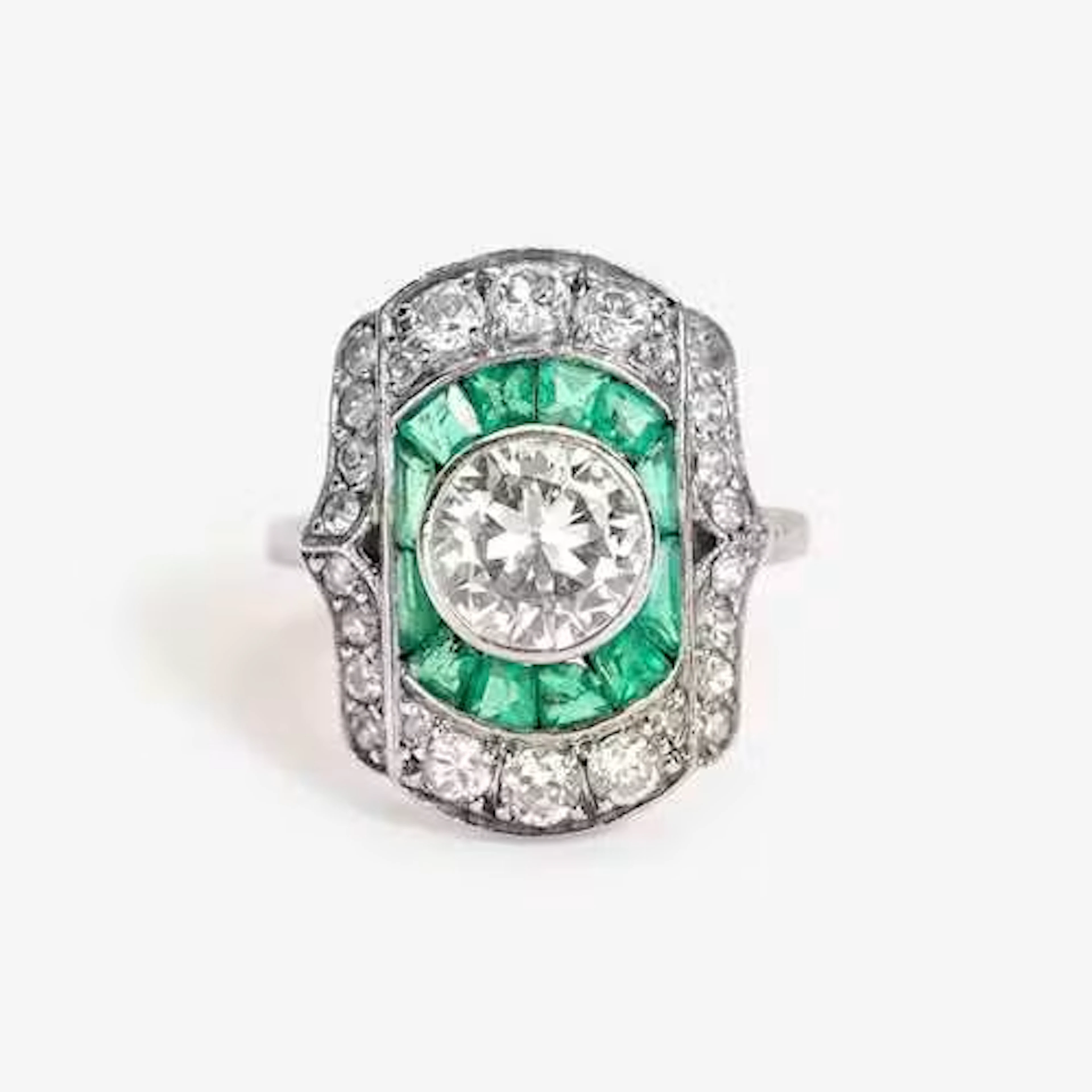 EMERALD DIAMOND RING, ca. 1930