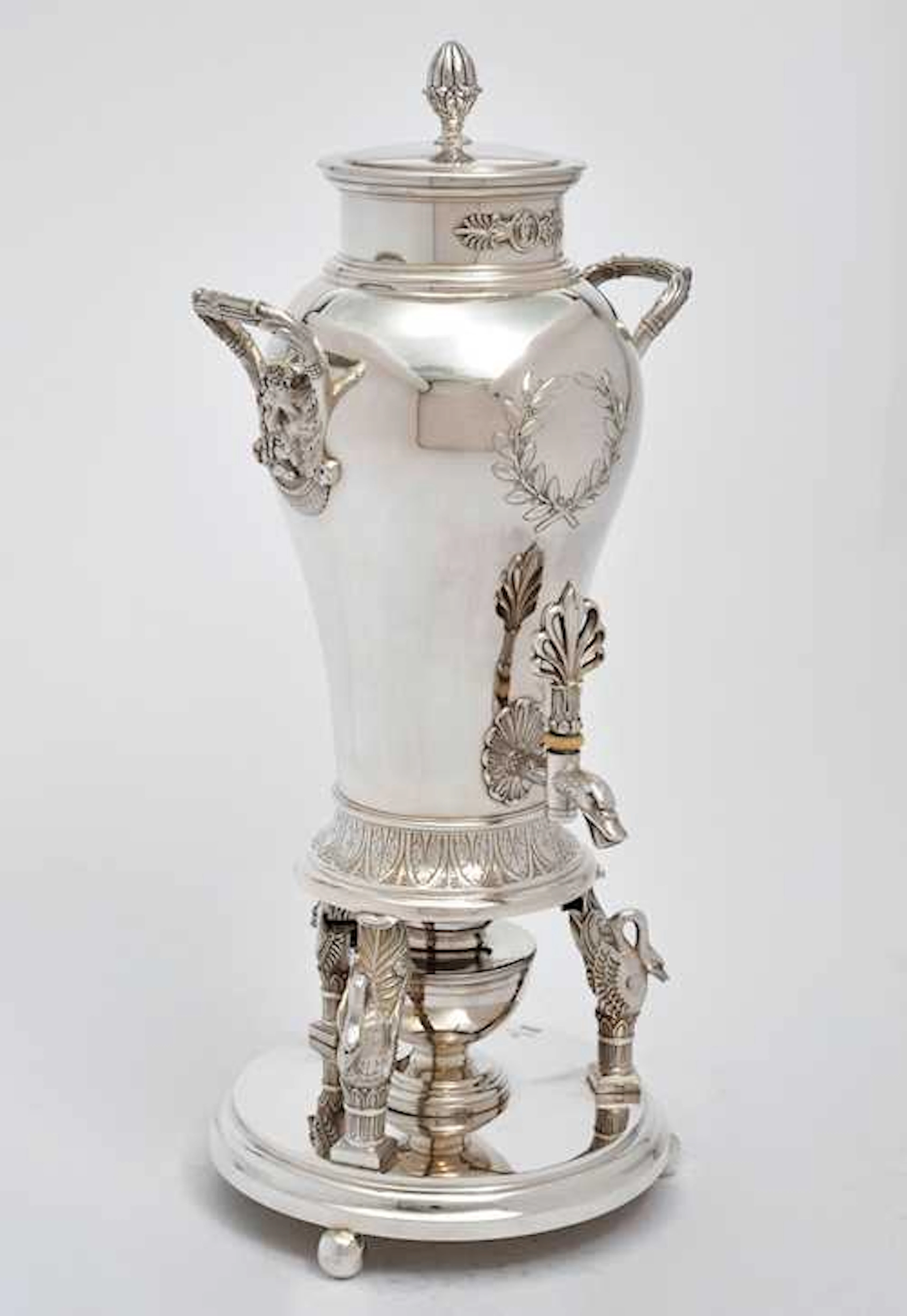 SAMOVAR