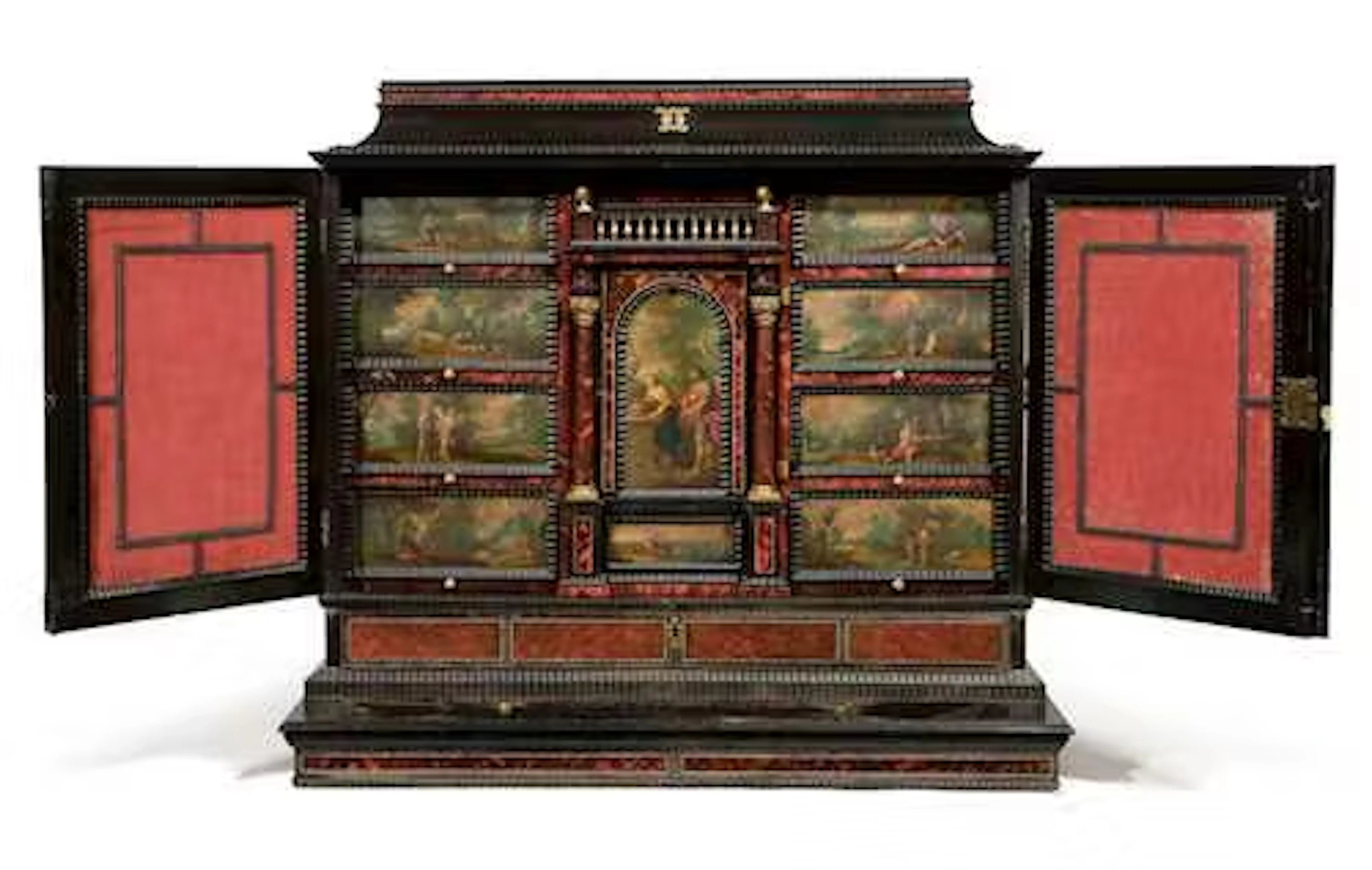 CABINET WITH PAINTED RESERVES