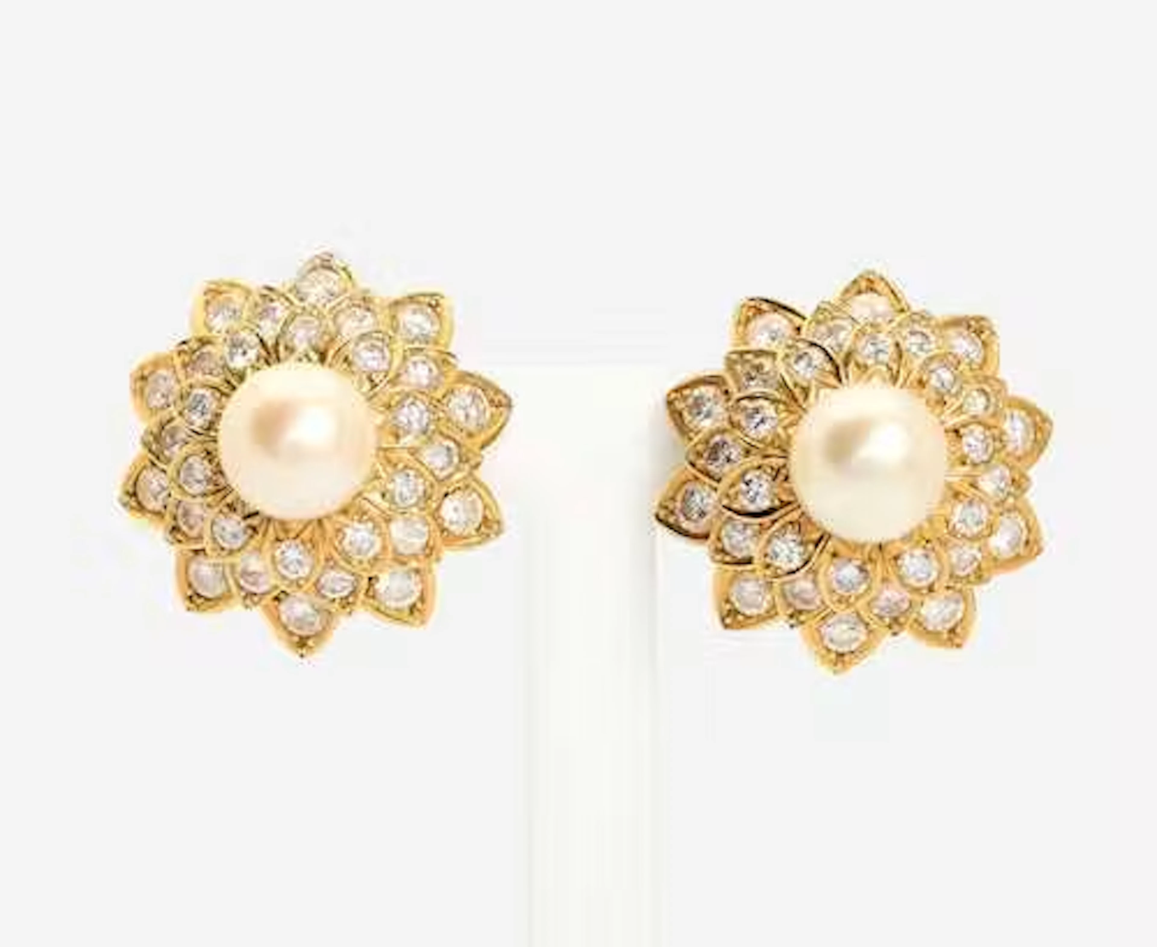 PEARL AND DIAMOND EARCLIPS