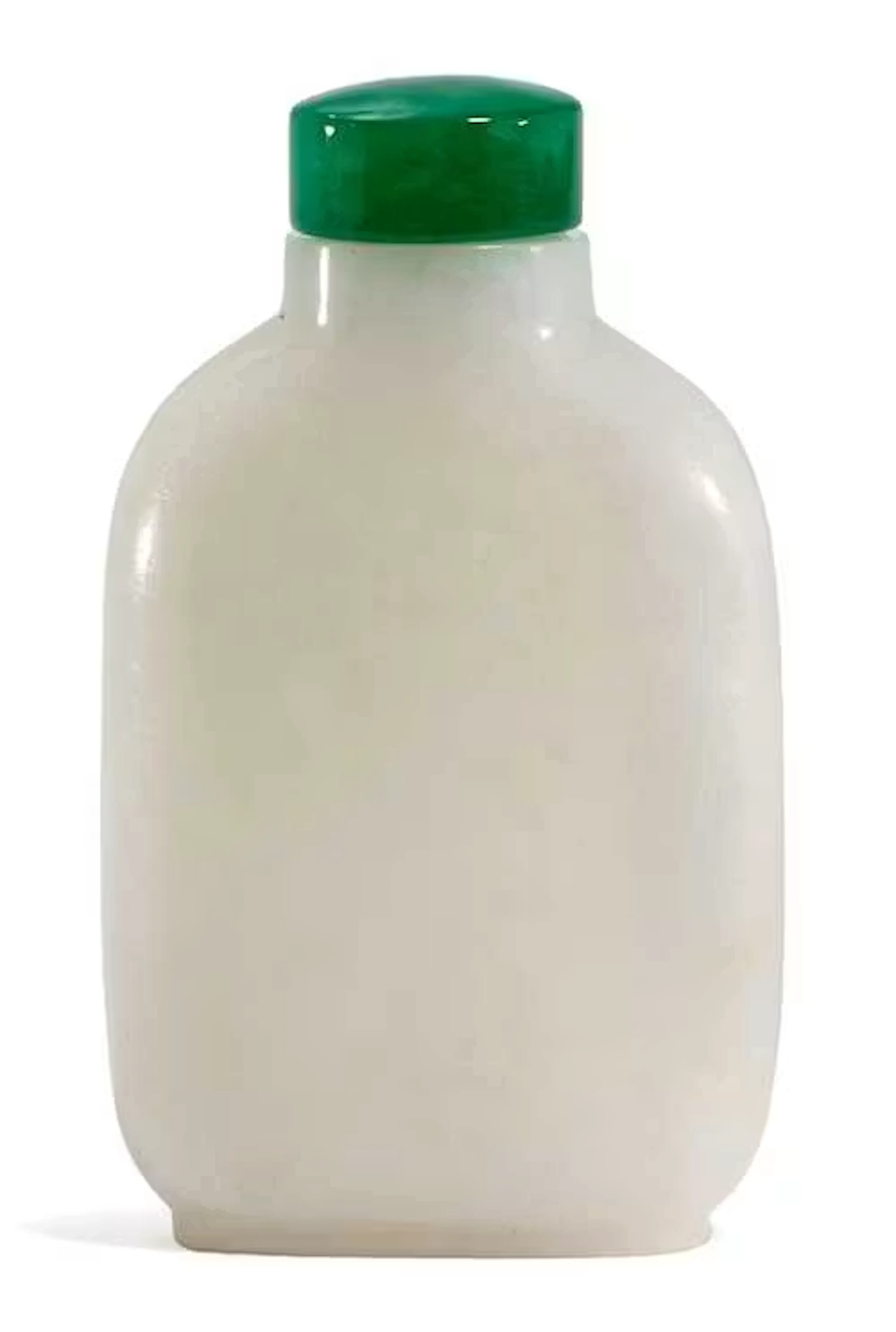 A WHITE JADE SNUFF BOTTLE