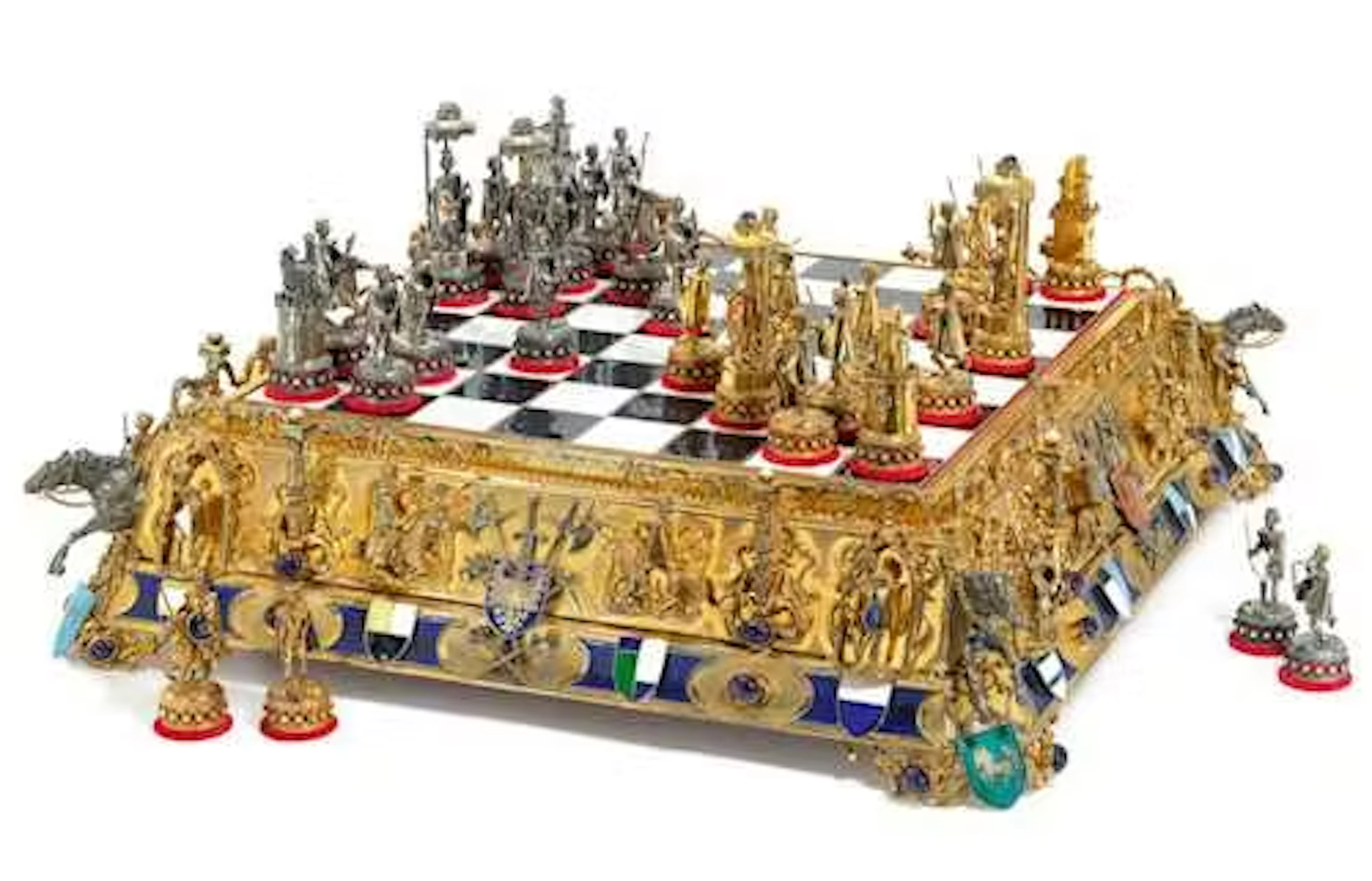 AN OPULENTLY CRAFTED CHESS SET