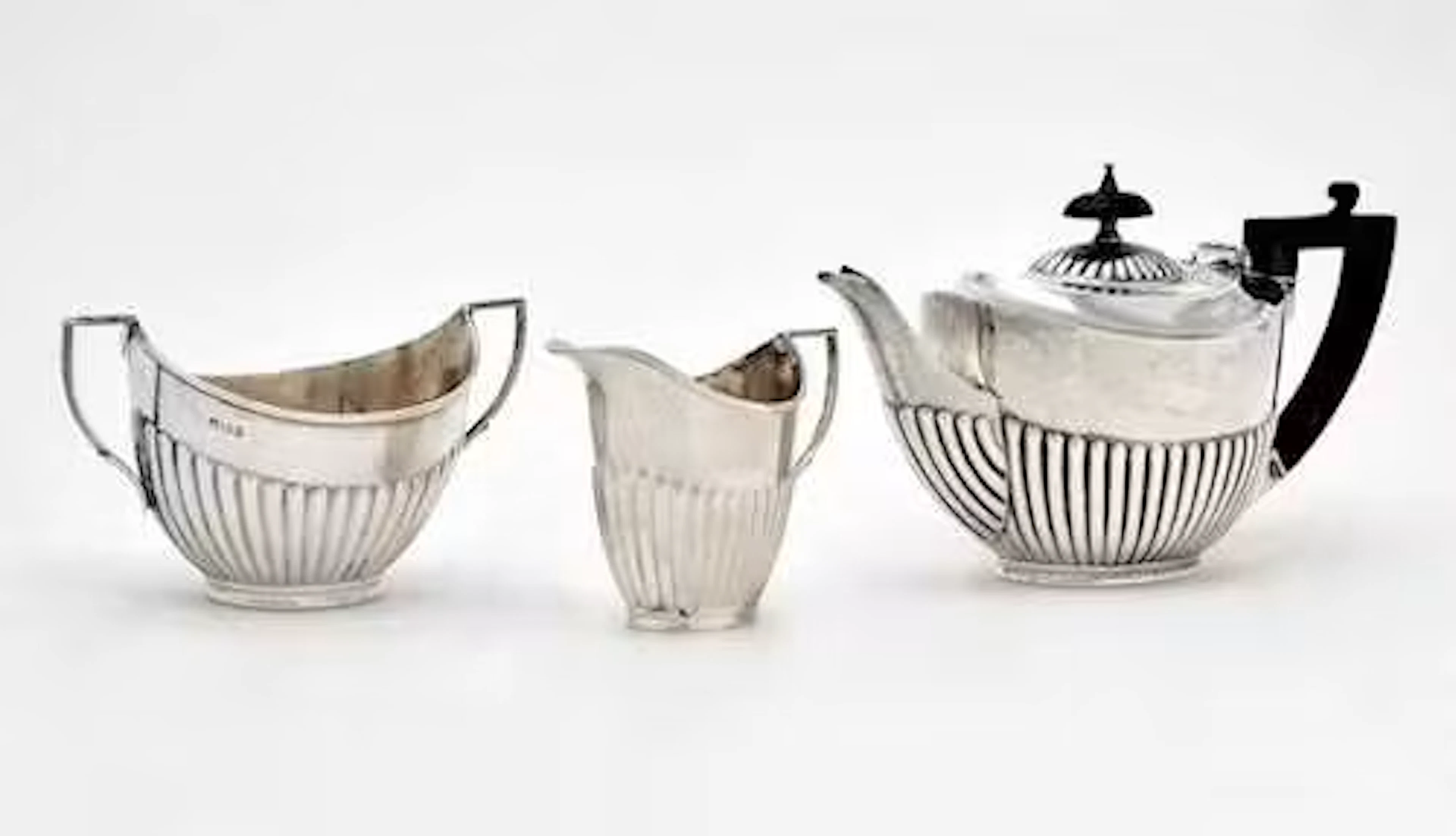 SMALL TEA SERVICE
